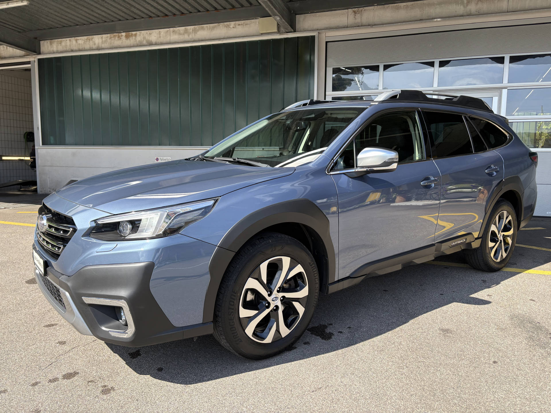 SUBARU Outback 2.5i Luxury