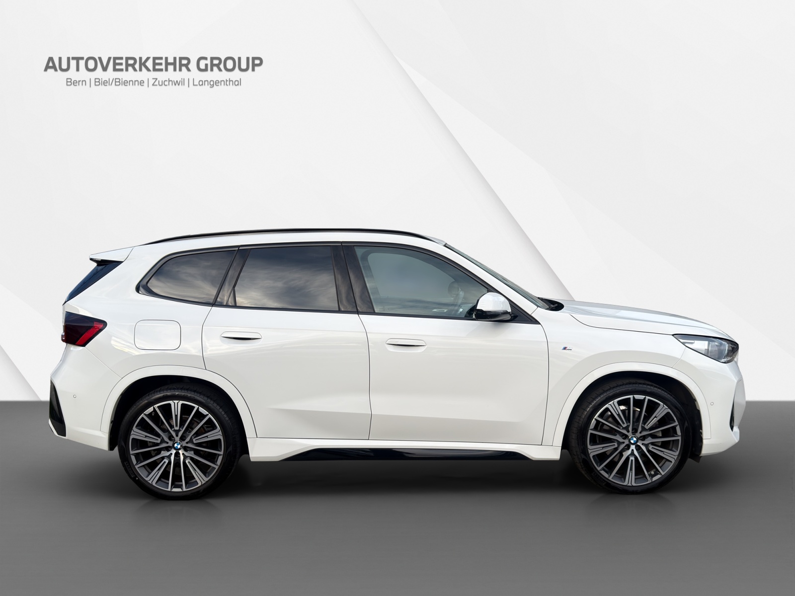 BMW X1 xDrive 23i M Sport 48V-image-6