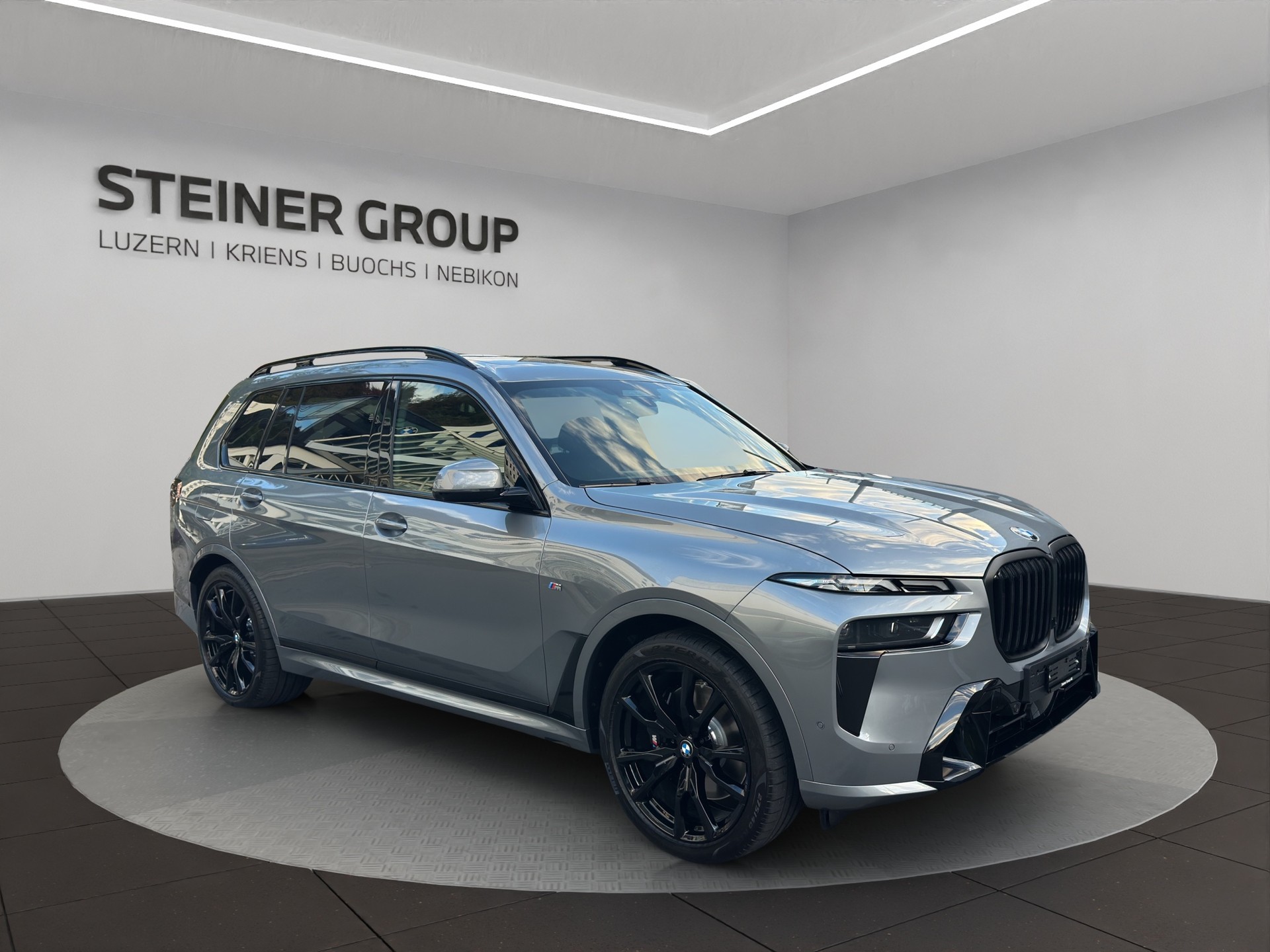 BMW X7 xDrive 48V 40d M Sport Pro Steptronic-showroom-element-2