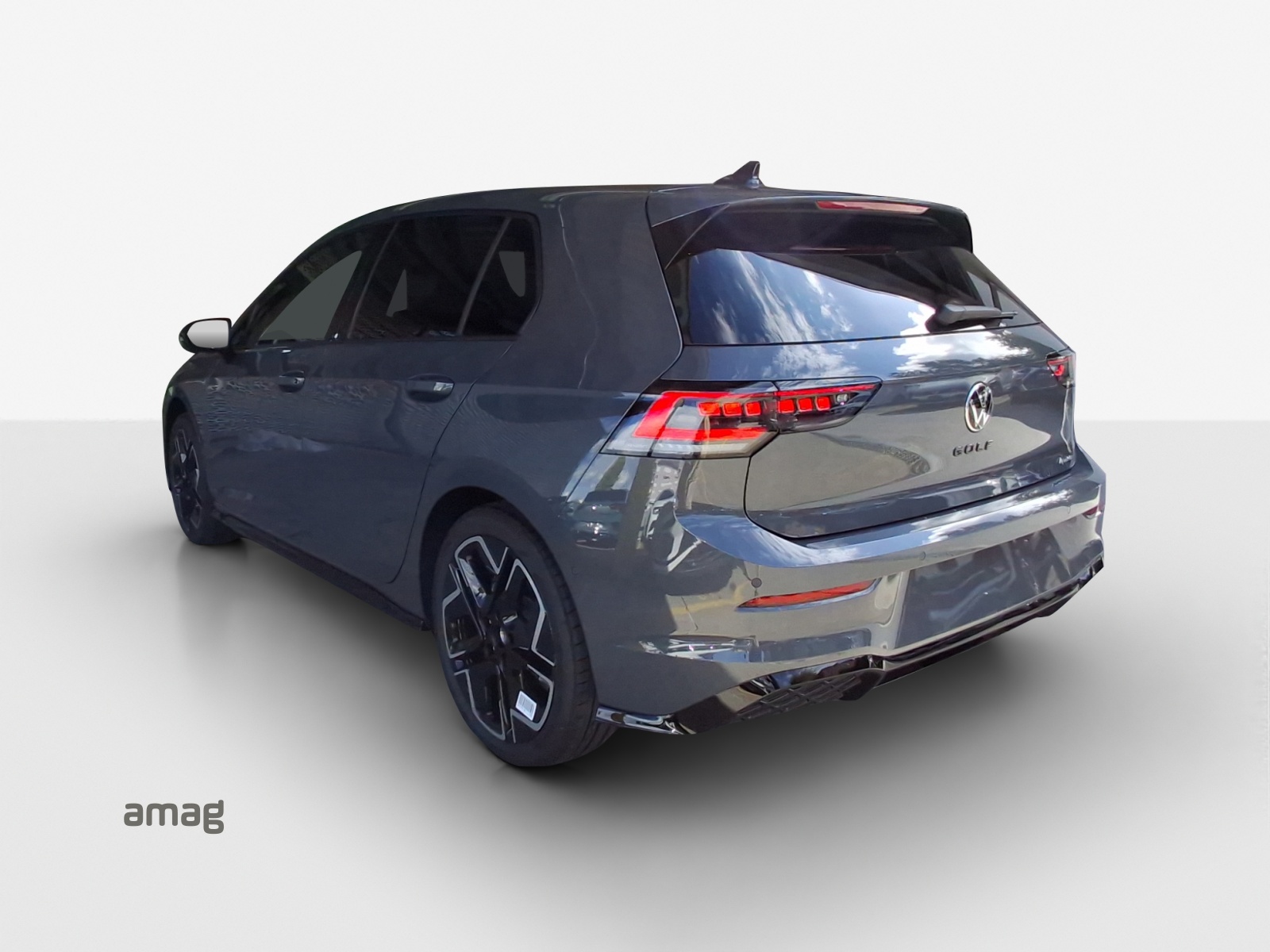 VW Golf 2.0 TSI R-Line DSG 4 Motion-image-2