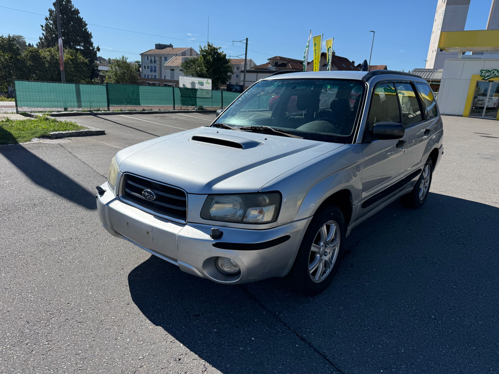 SUBARU Forester 2.0XT Automatic