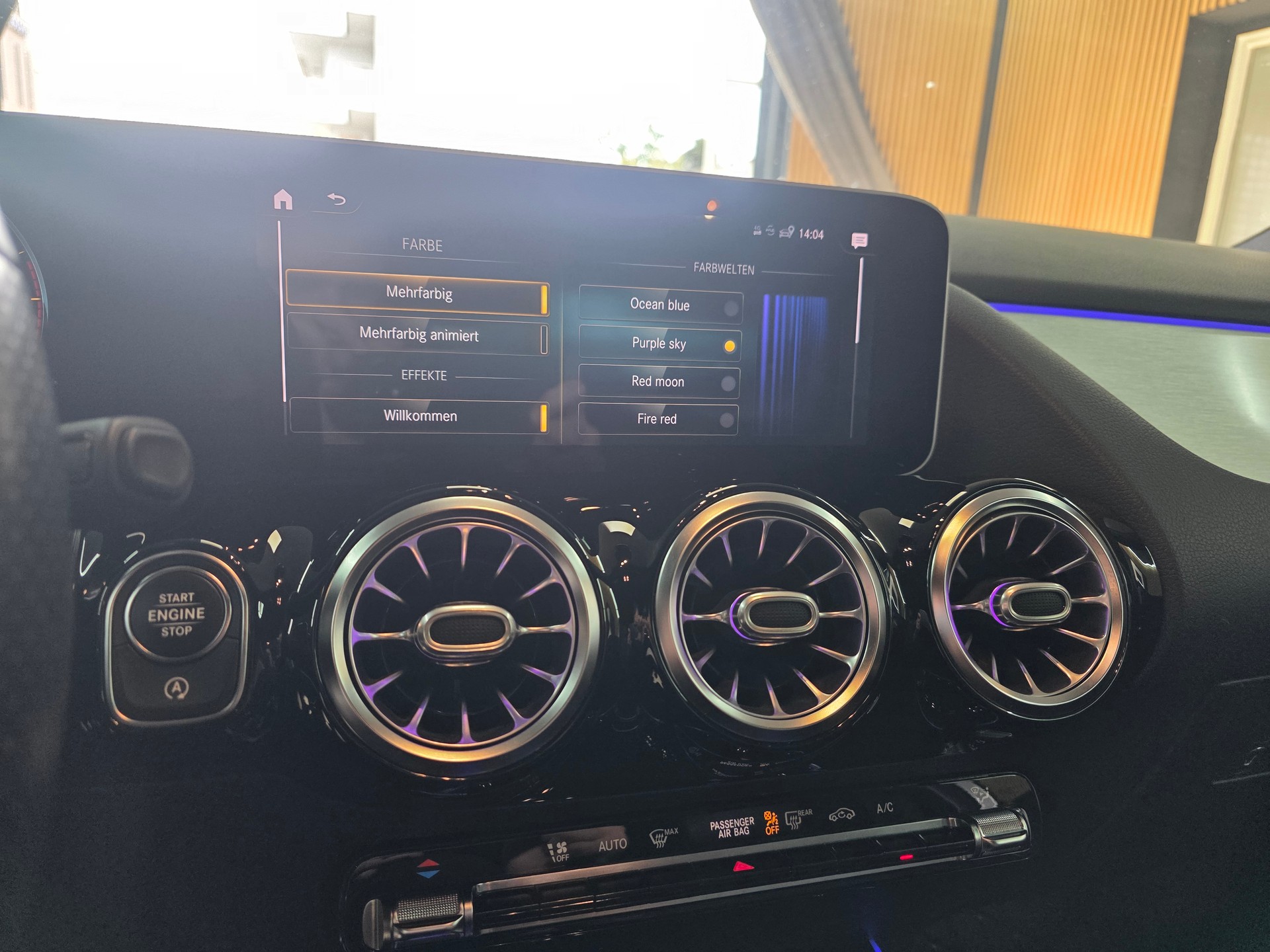 MERCEDES-BENZ B 200 d AMG Line 8G-DCT-image-14