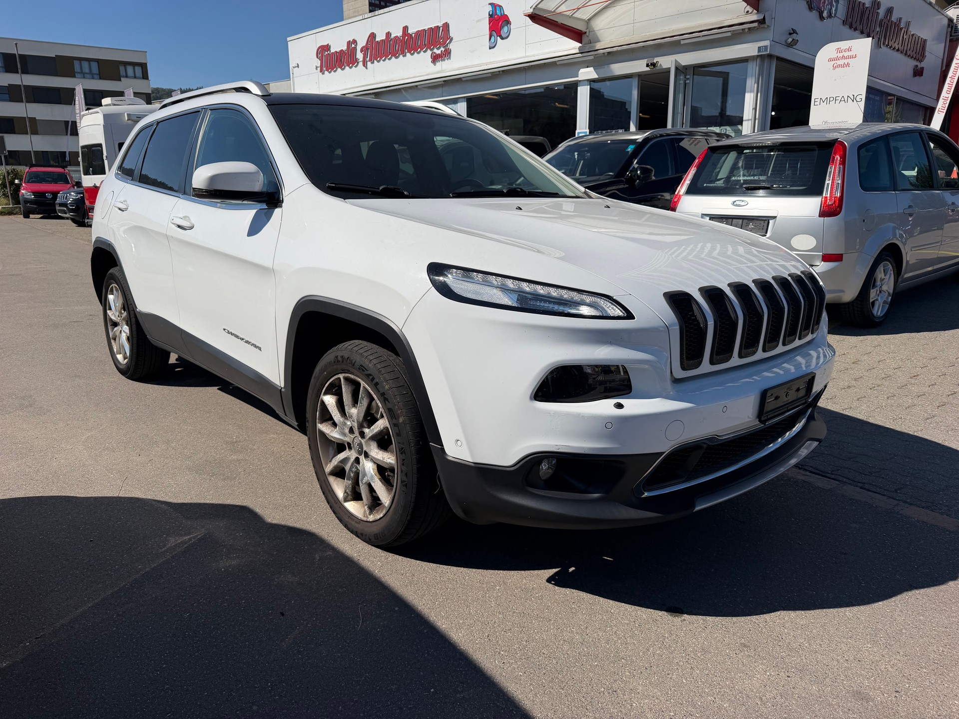 JEEP Cherokee 2.0TD Limited AWD Active Drive II 9ATX-showroom-element-1