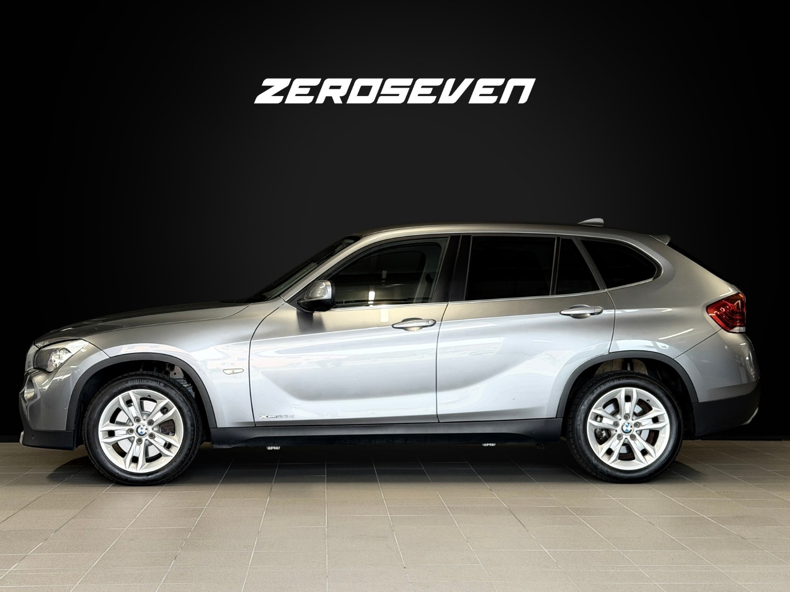 BMW X1 xDrive 23d Steptronic-showroom-element-3