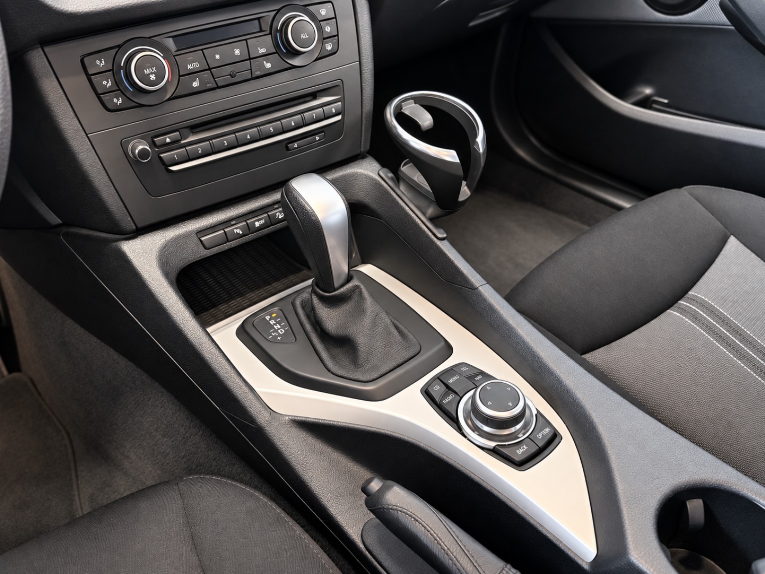 BMW X1 xDrive 23d Steptronic-image-18