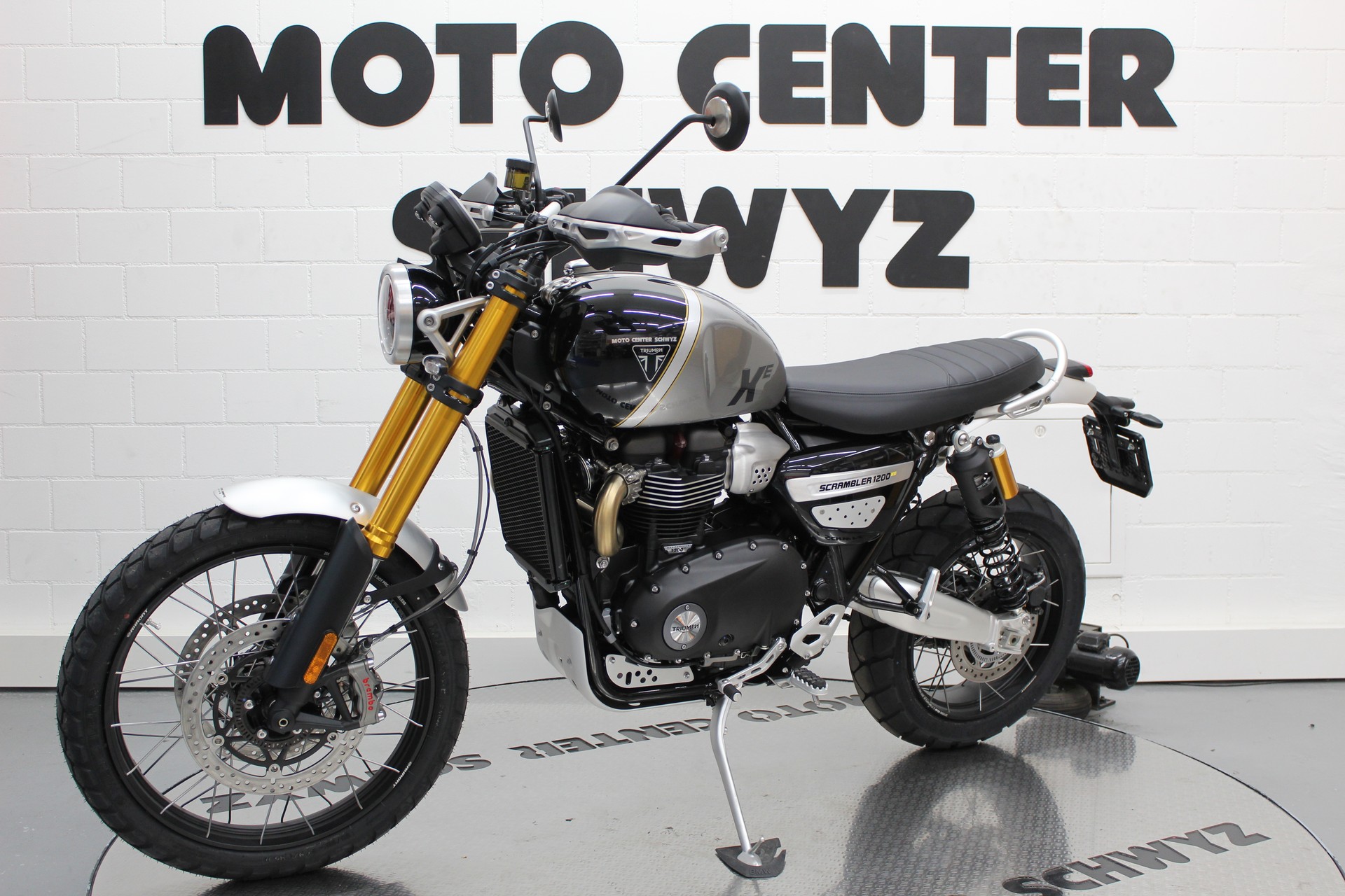 TRIUMPH Scrambler 1200 XE-image-4