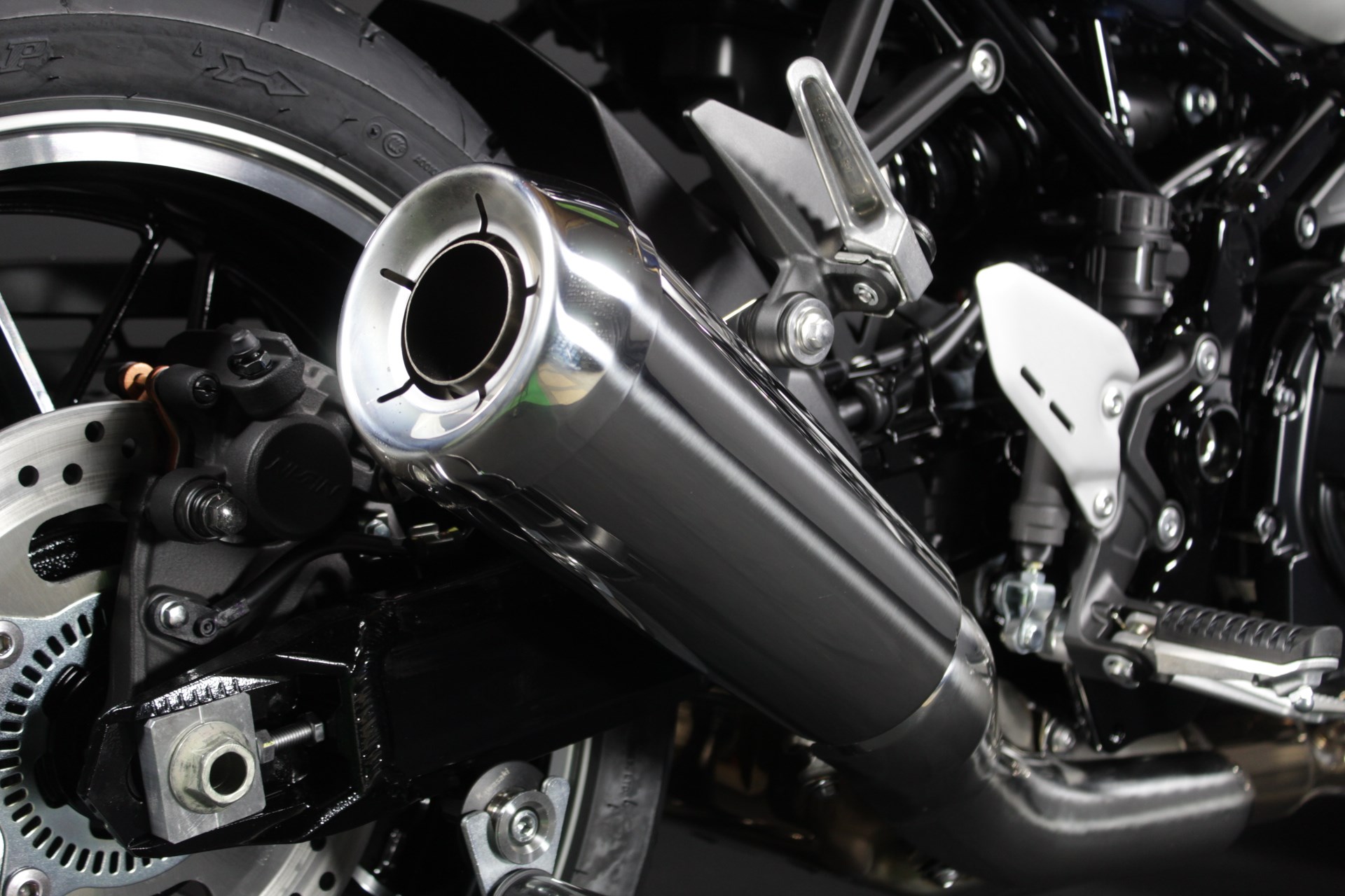 KAWASAKI Z 900 RS-image-4