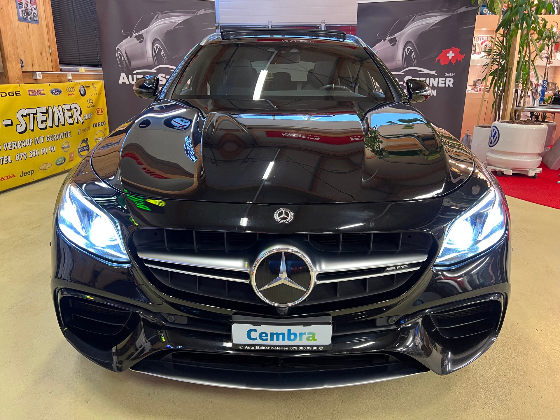 MERCEDES-BENZ AB MFK !! E 63 AMG "612 PS" S+ 4 MATIC 9G-TRONIC. CH WAGEN ABSOLUTE VOLLAUSSTATTUNG. NP 179`000.- LEASING 499.--image-6