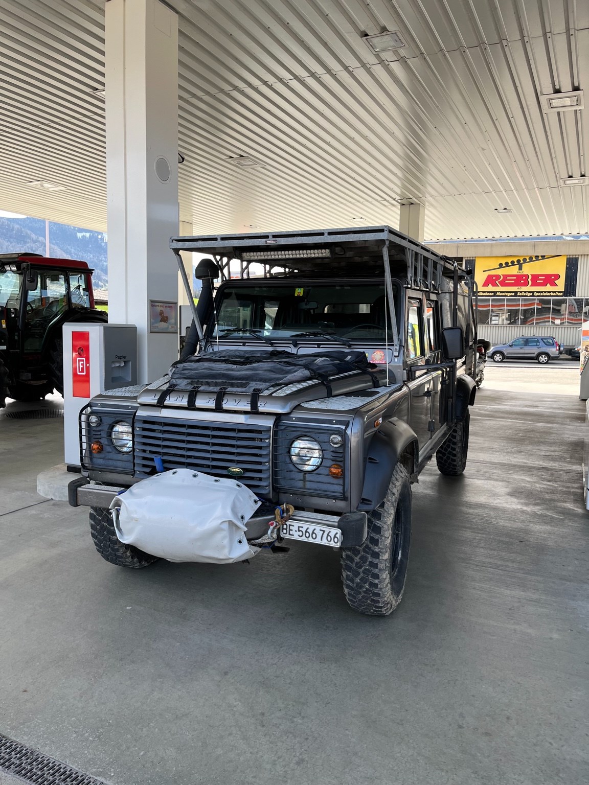 LAND ROVER Defender 130 2.4 Td4 DCPU