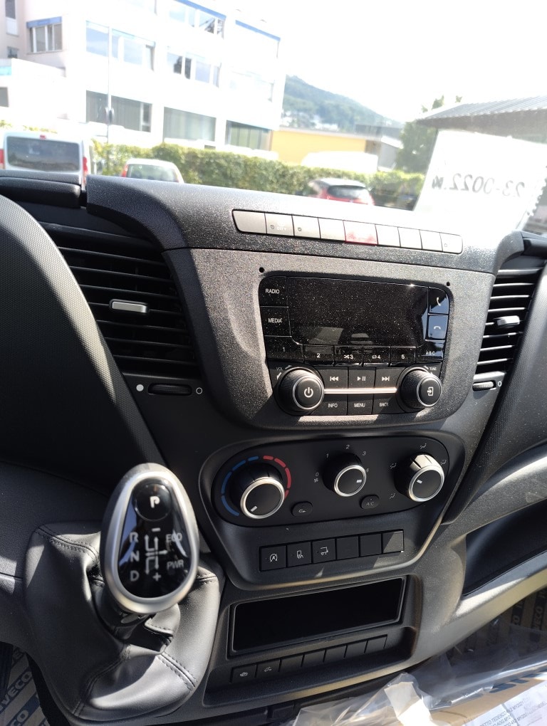 IVECO Daily 35S16A8-image-9