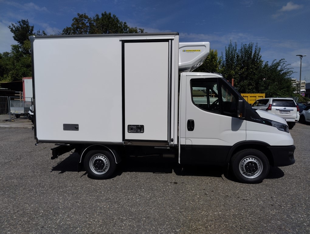 IVECO Daily 35S16A8-showroom-element-2