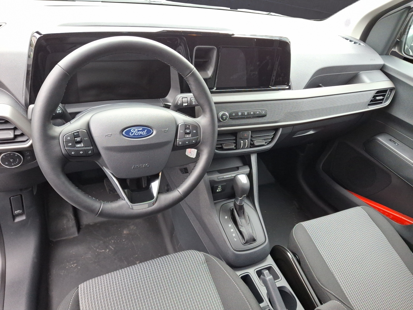 FORD Transit Courier Van 1.0i EcoBoost 125 PS Trend AUTOMAT-image-7