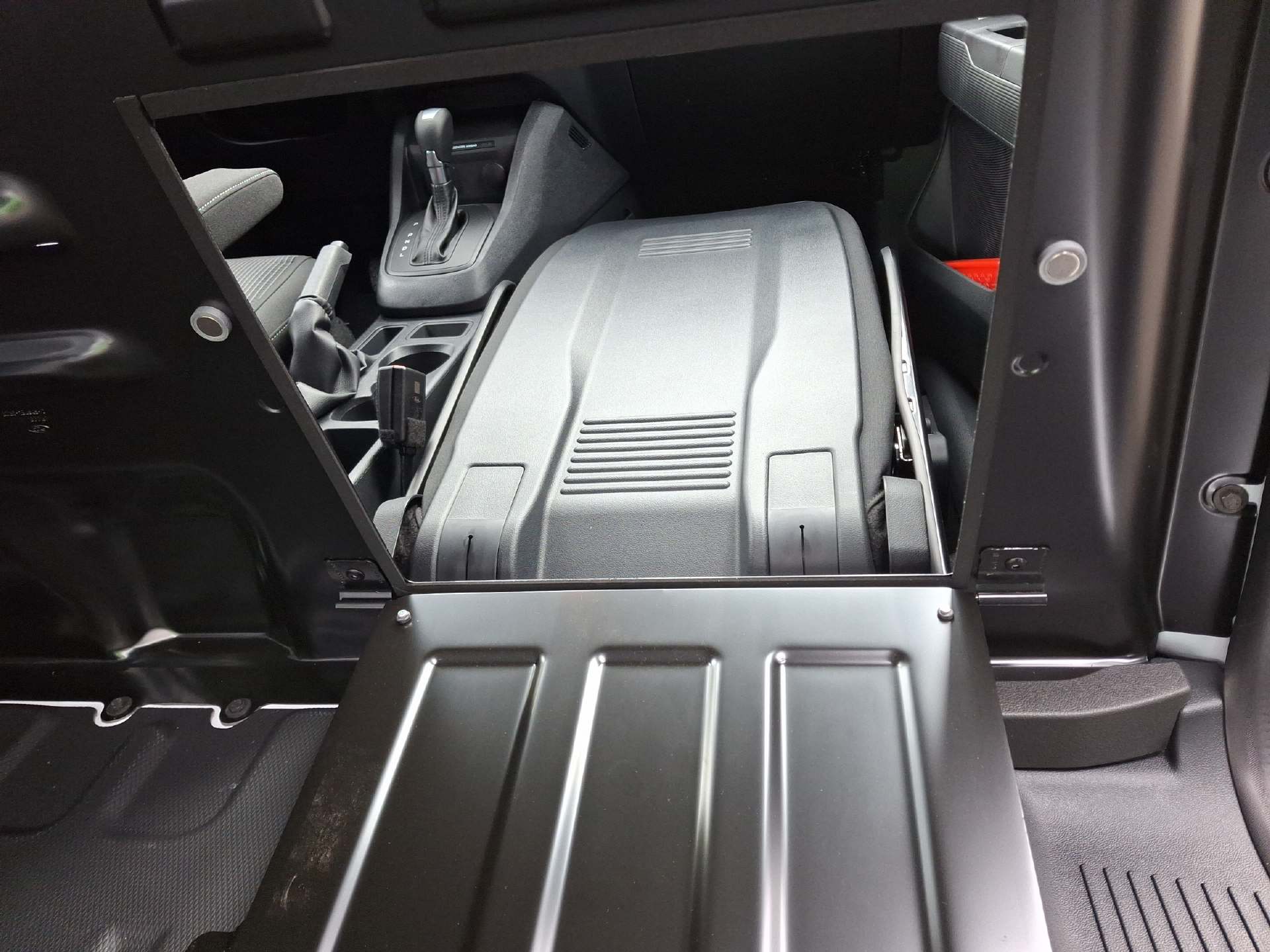 FORD Transit Courier Van 1.0i EcoBoost 125 PS Trend AUTOMAT-image-14