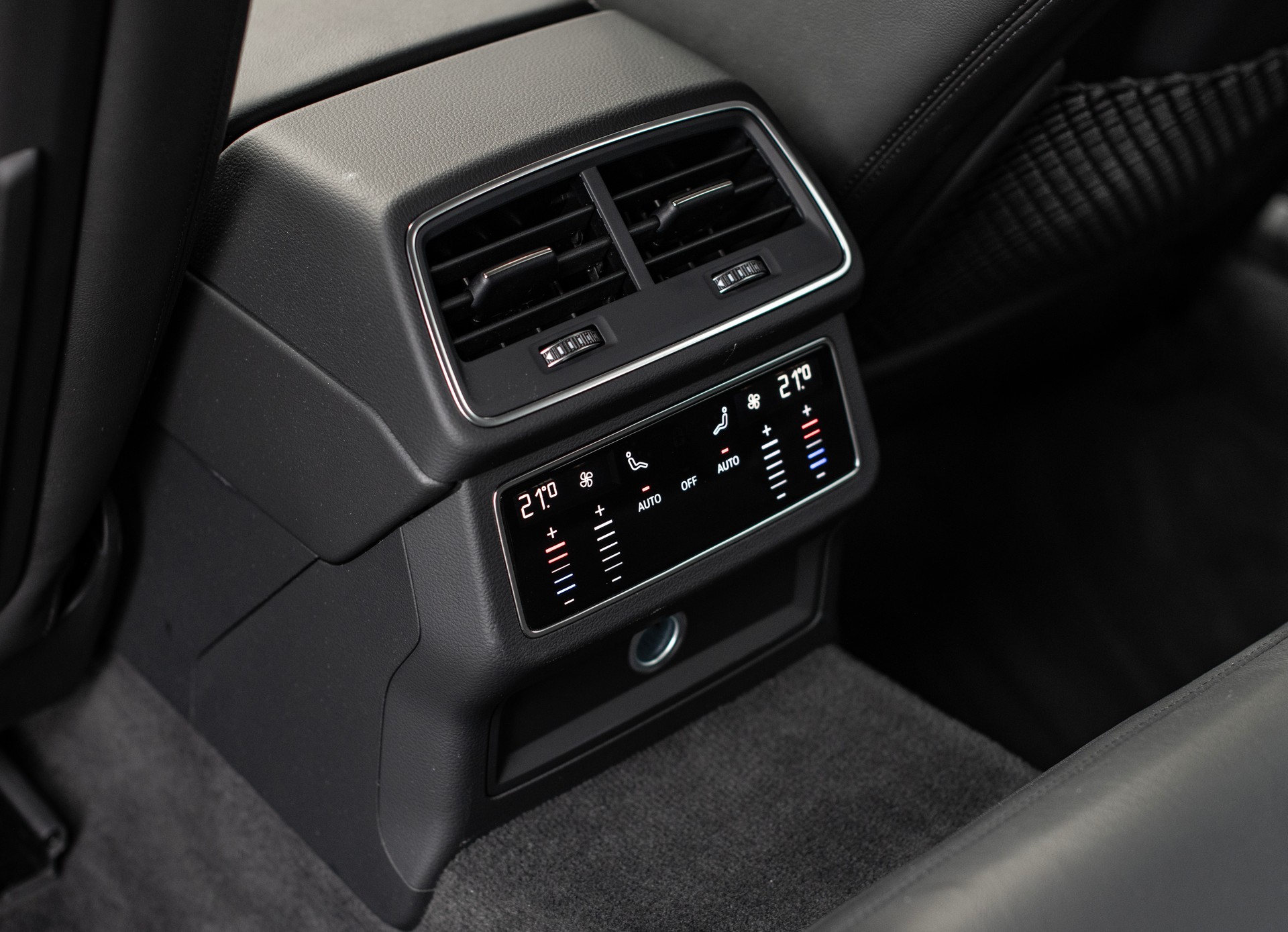 AUDI A6 Avant 50 TDI Sport quattro tiptronic-image-7