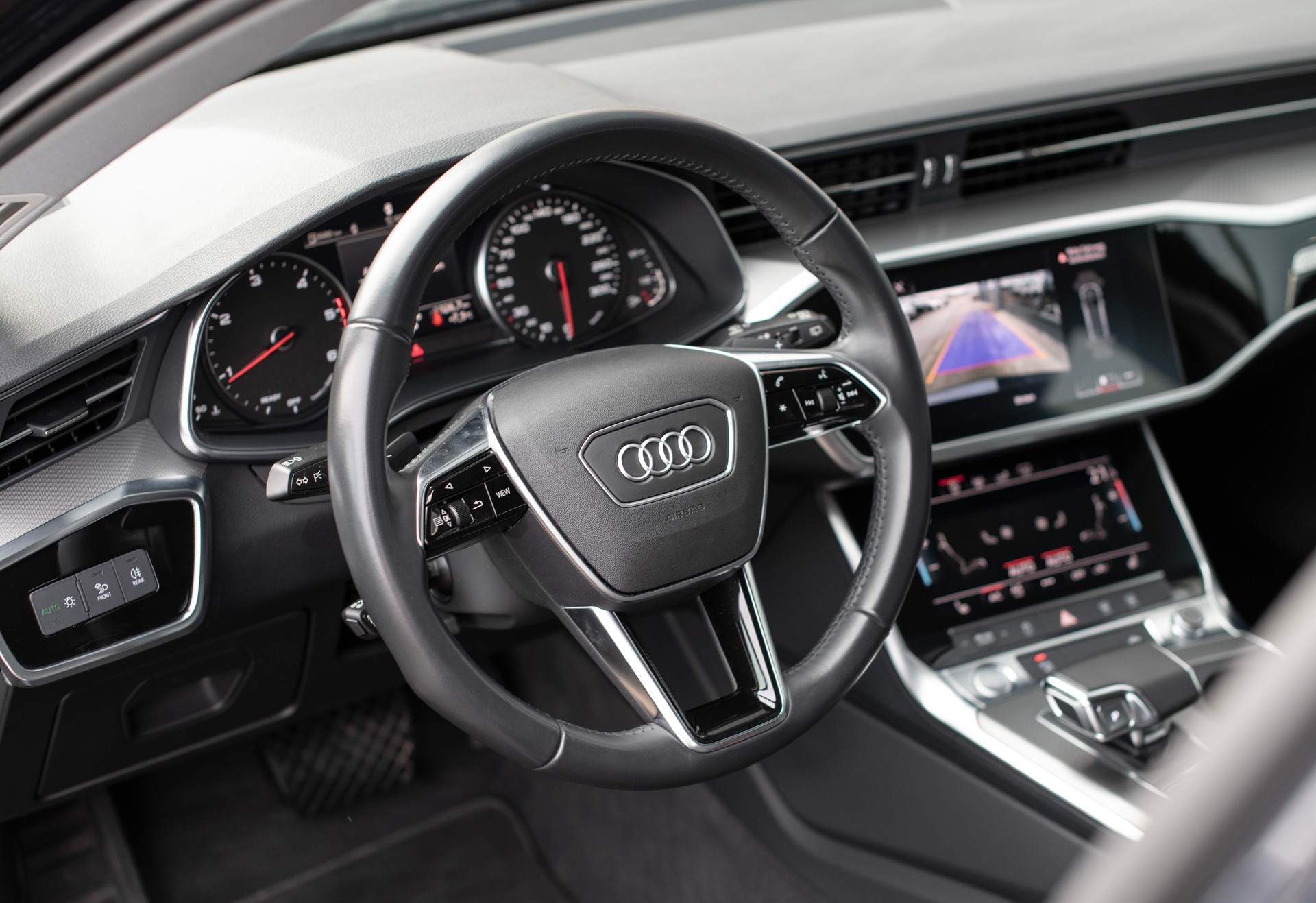 AUDI A6 Avant 50 TDI Sport quattro tiptronic-image-14