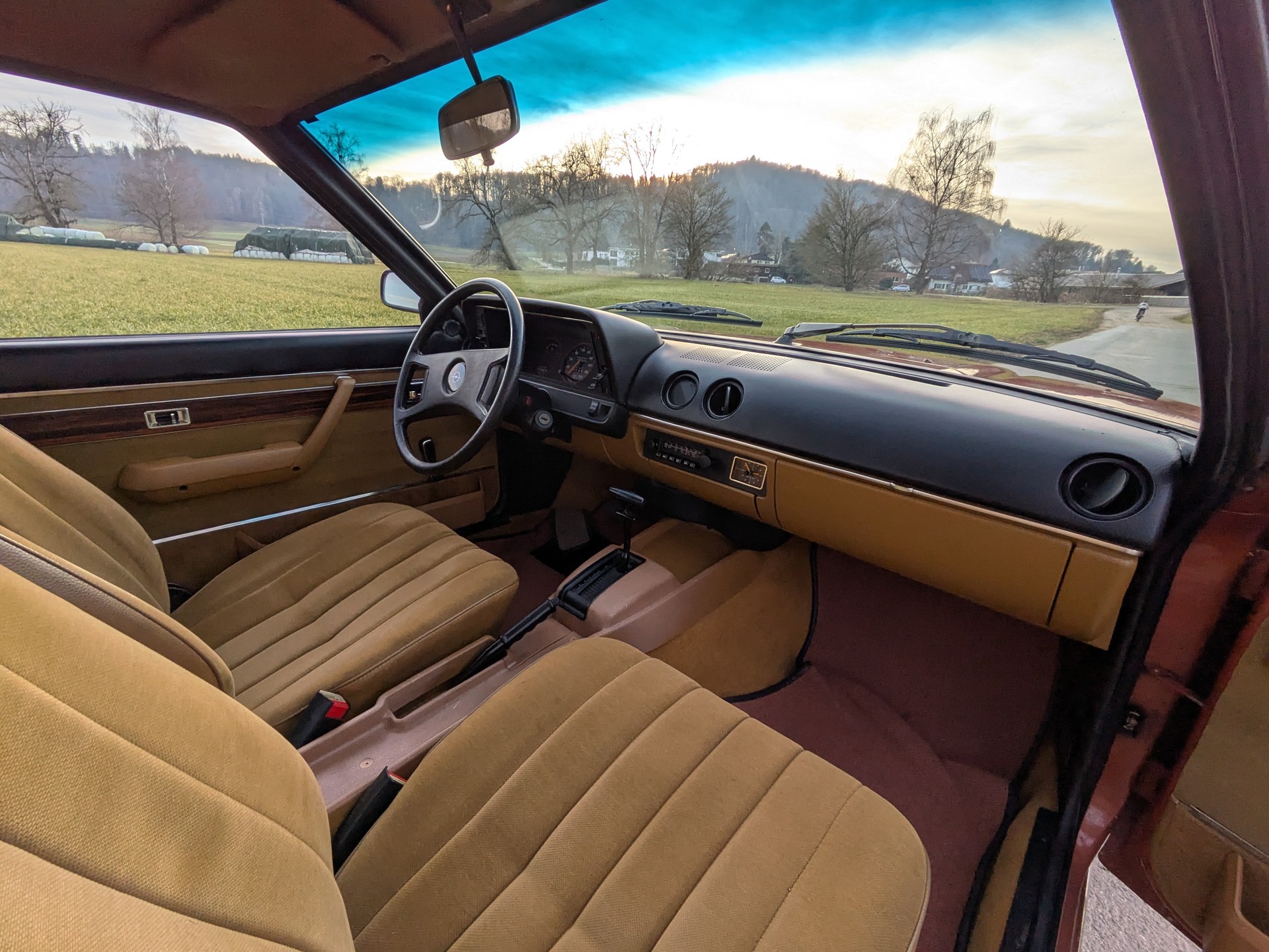 OPEL Berlinetta 2.0-image-9