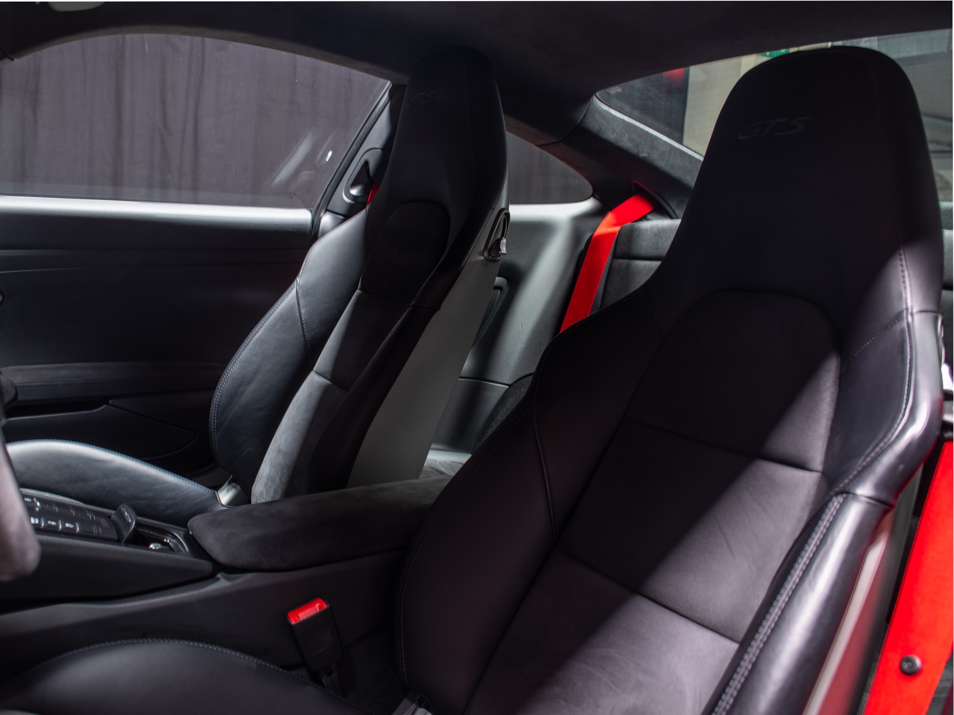 PORSCHE 911 Carrera GTS PDK-image-7