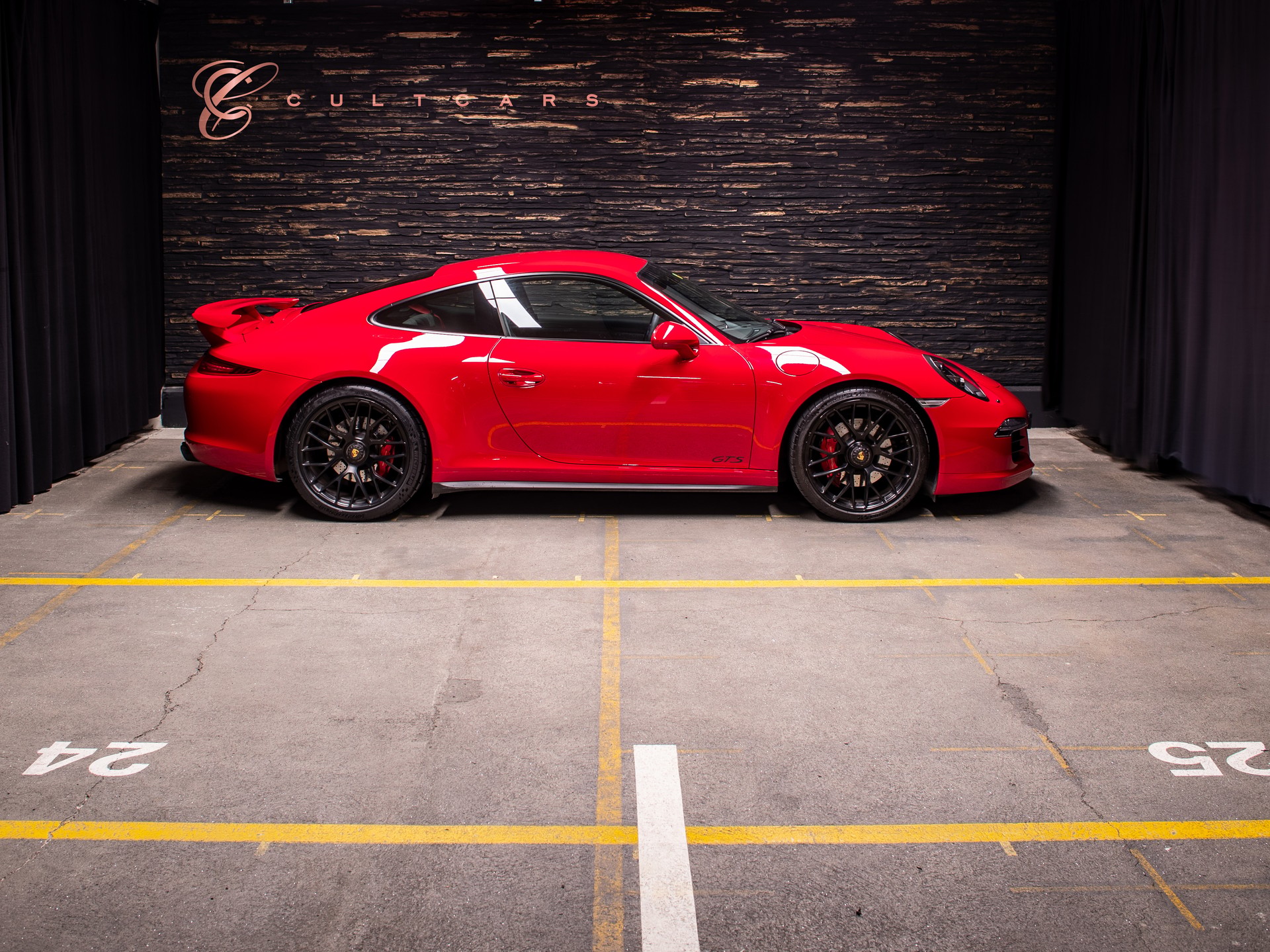 PORSCHE 911 Carrera GTS PDK