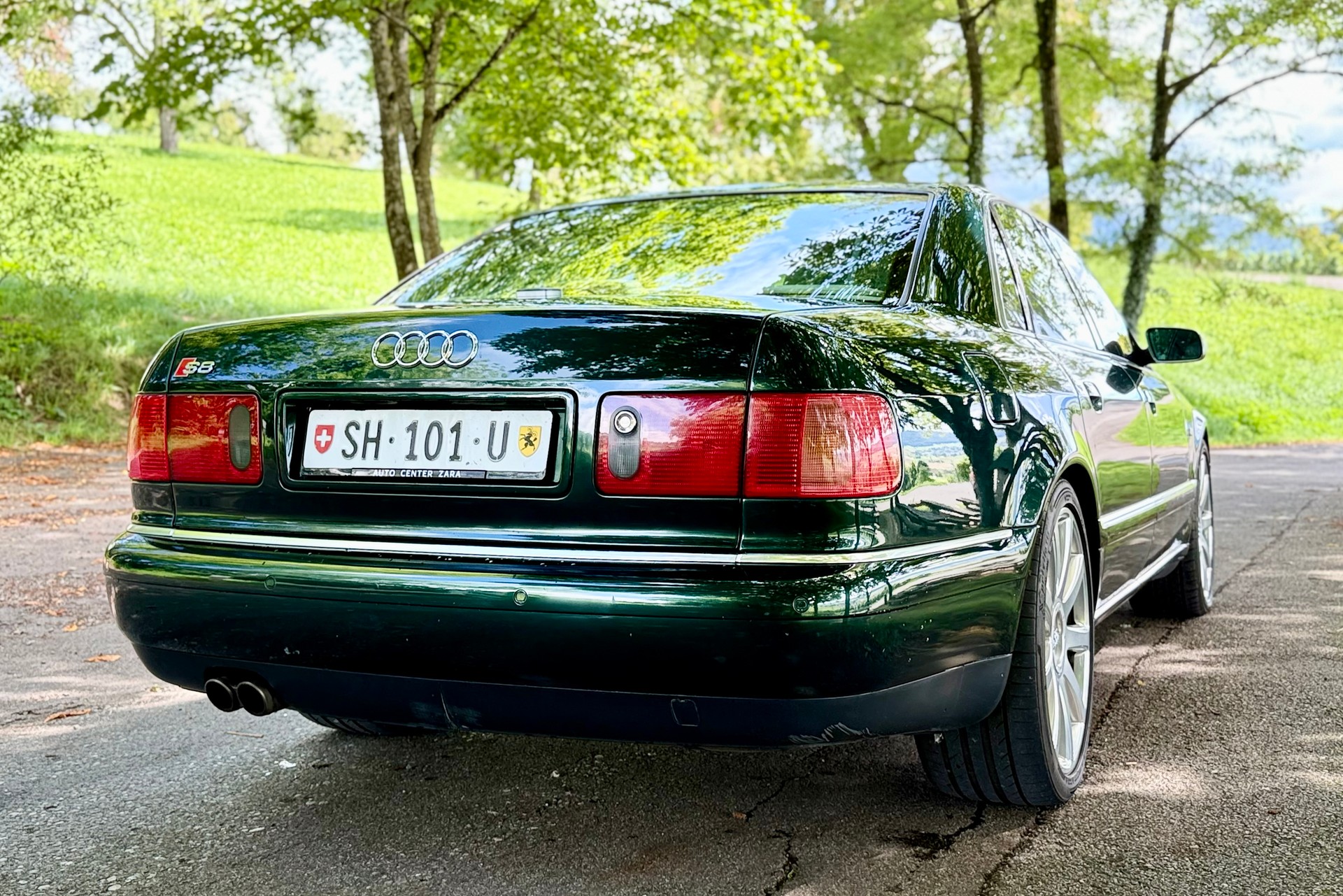 AUDI S8 4.2 quattro-image-16