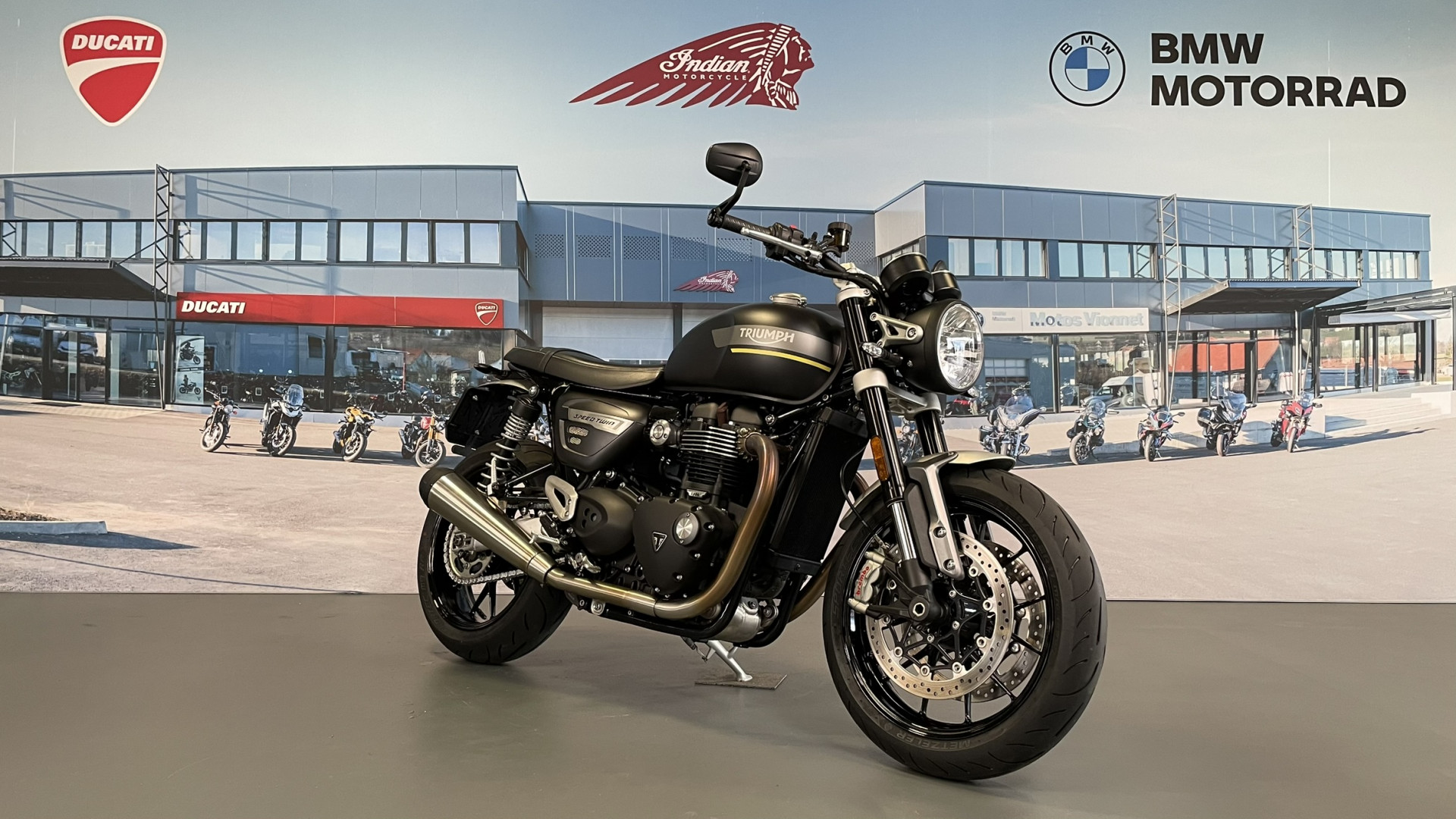 TRIUMPH Speed Twin 1200-image-0