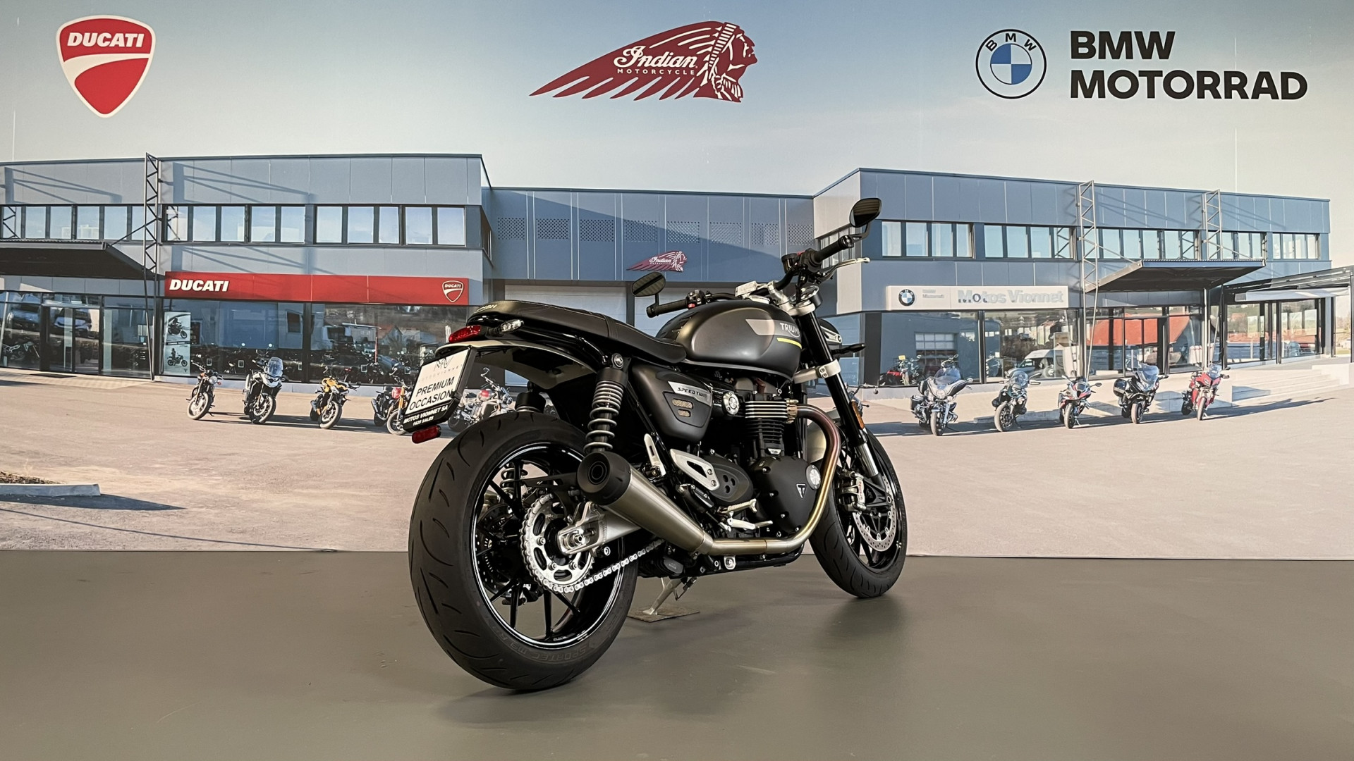 TRIUMPH Speed Twin 1200-image-4