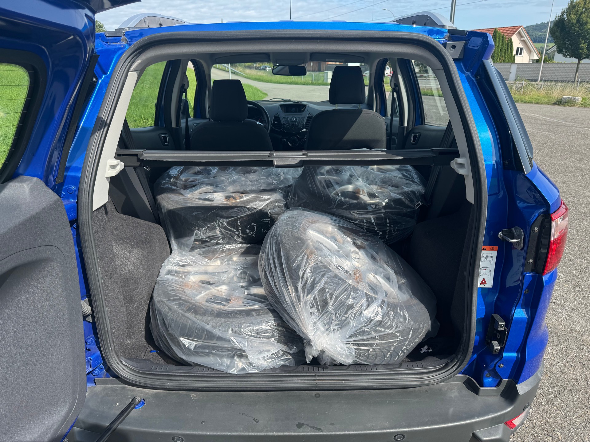FORD EcoSport 1.0 SCTi Titanium-image-4