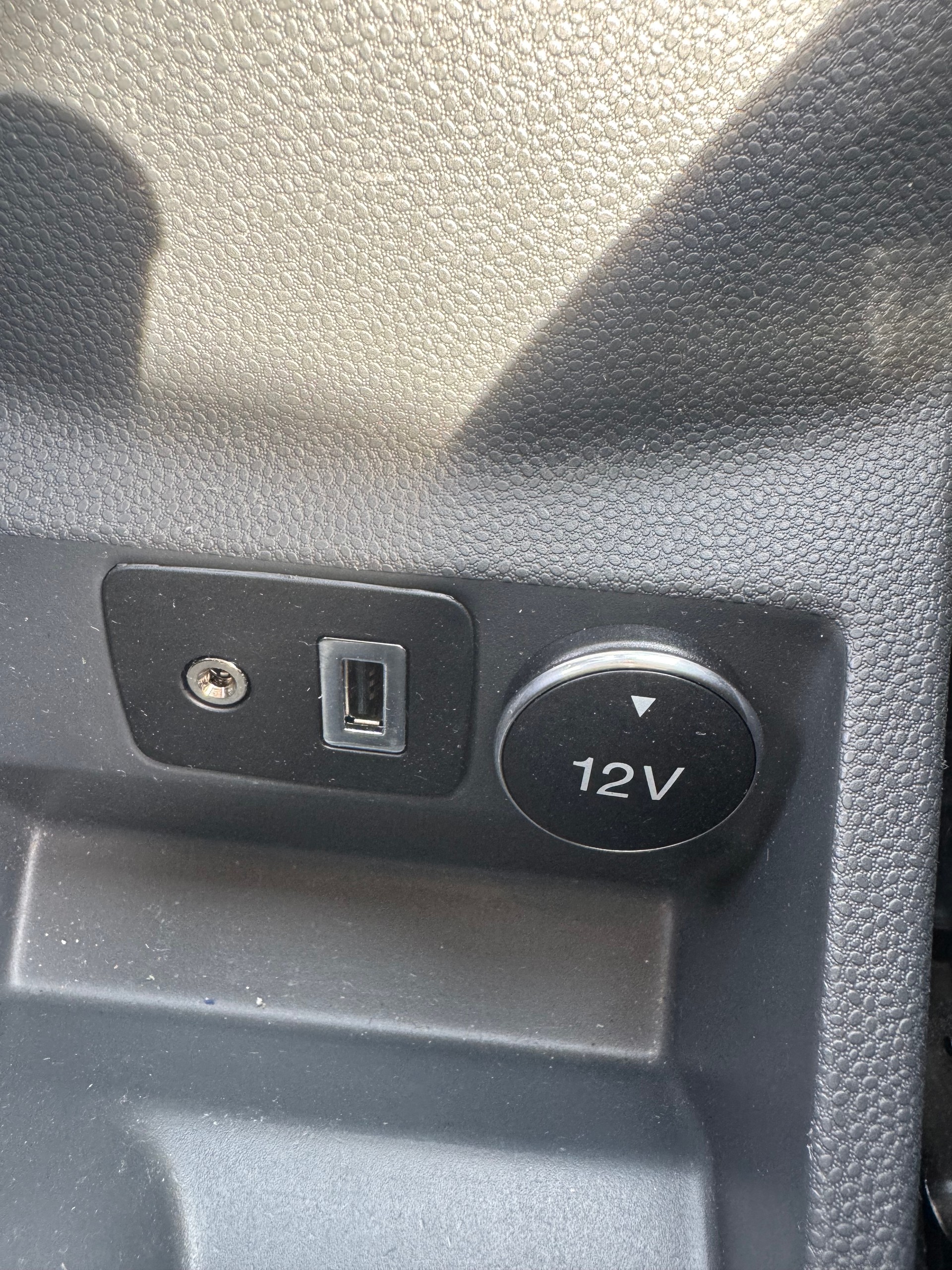 FORD EcoSport 1.0 SCTi Titanium-image-9