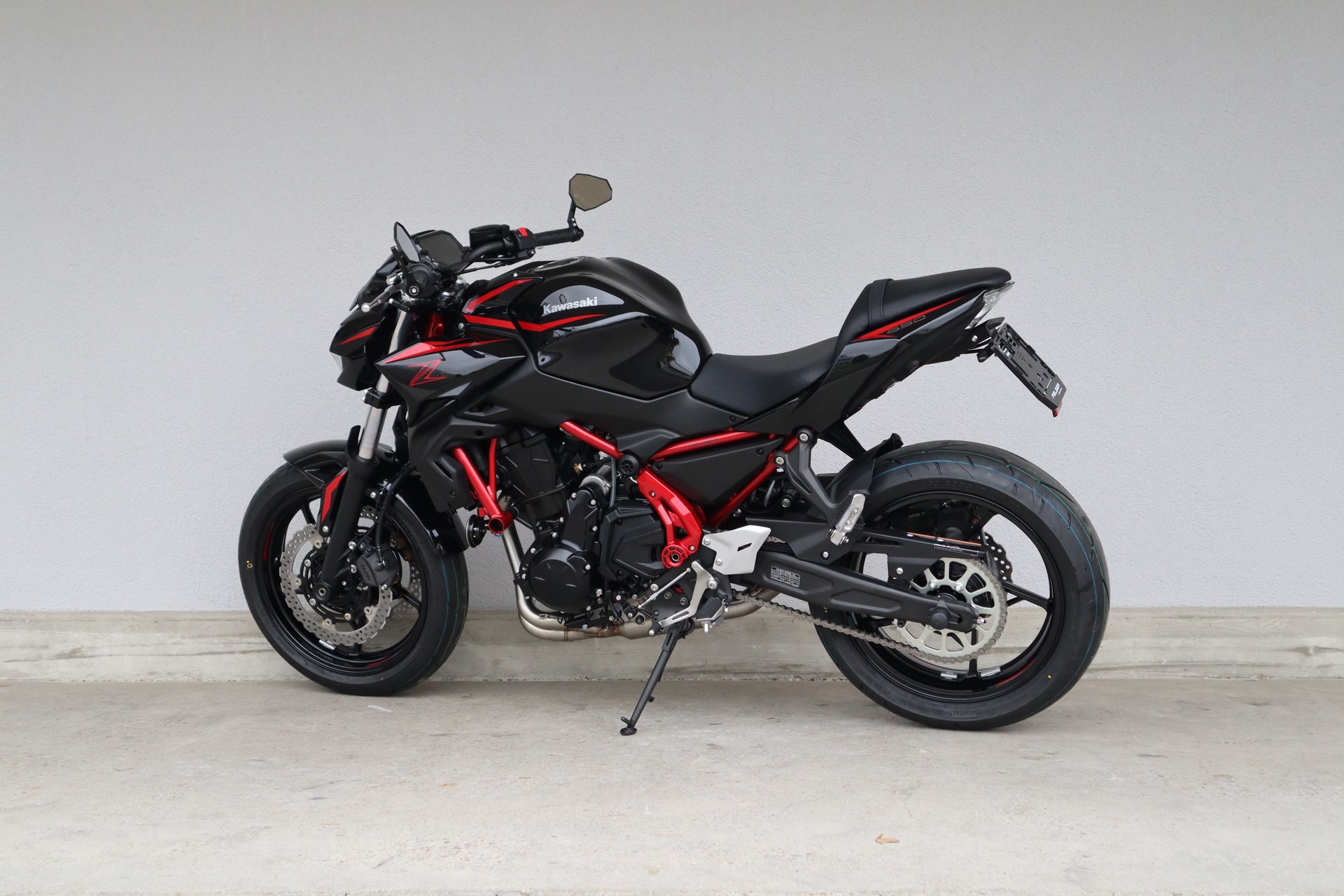 KAWASAKI Z 650-image-5