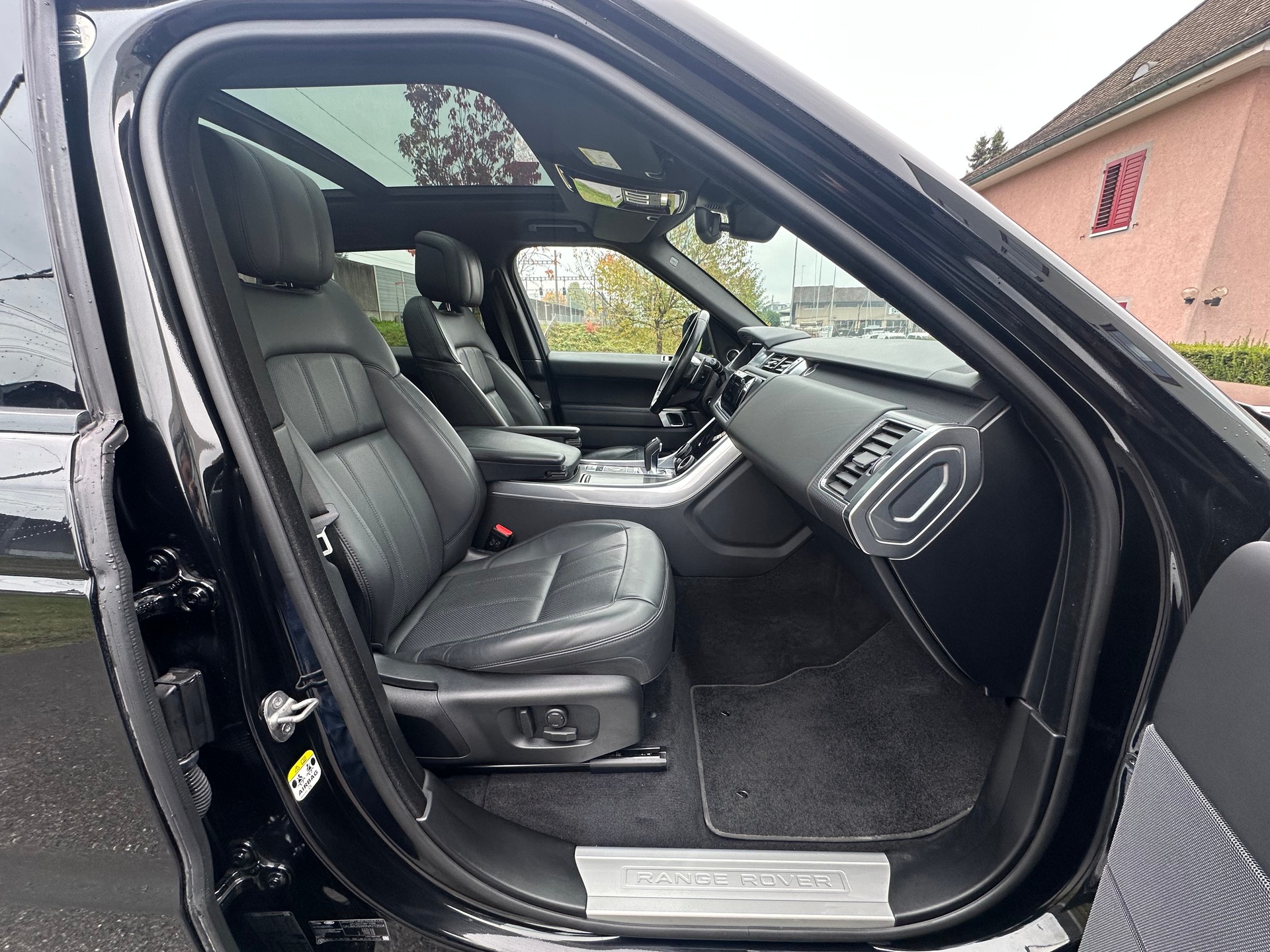 LAND ROVER Range Rover Sport D250 3.0D I6 MHEV HSE Dynamic Automatic-image-6
