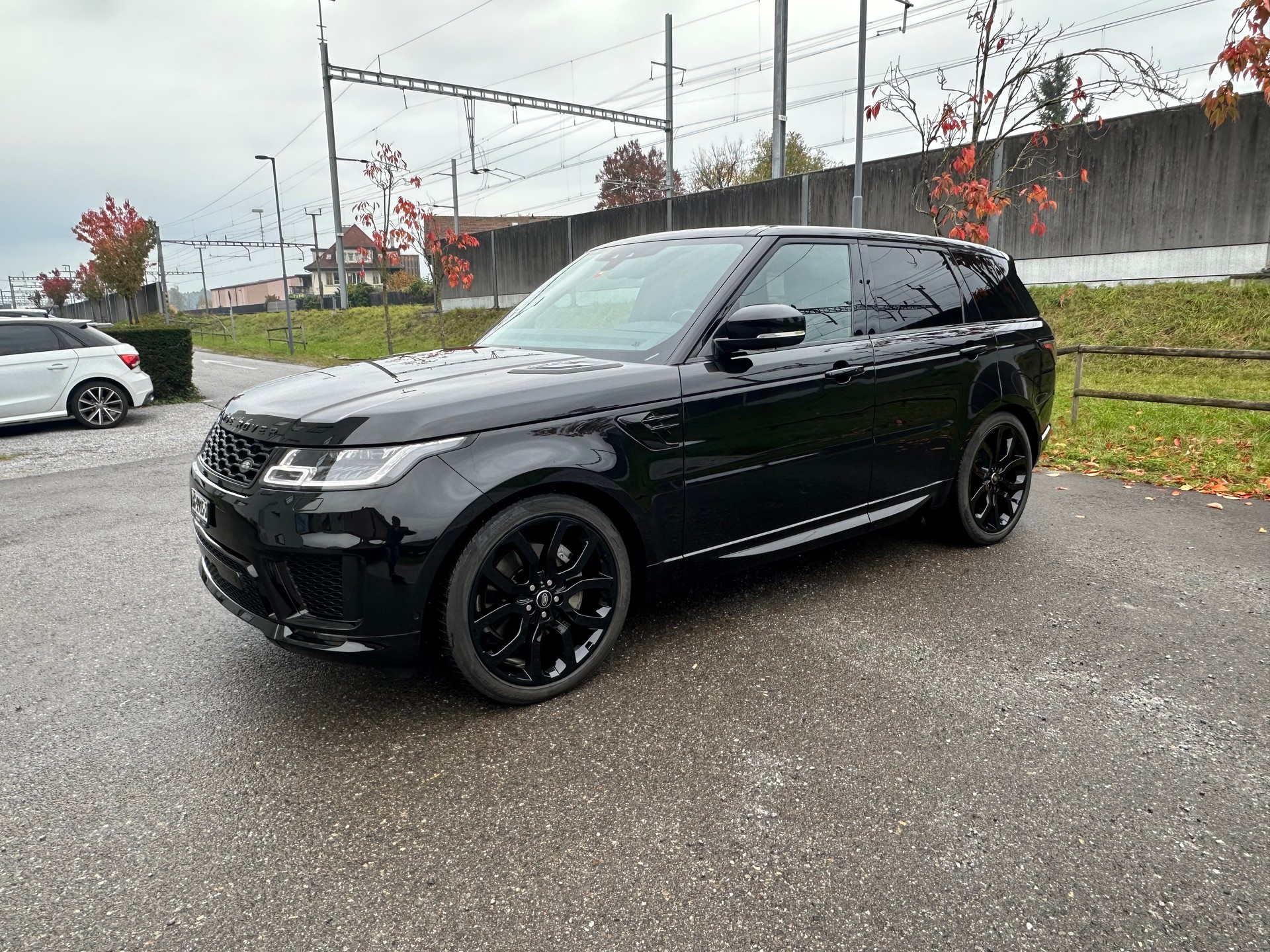 LAND ROVER Range Rover Sport D250 3.0D I6 MHEV HSE Dynamic Automatic-image-1