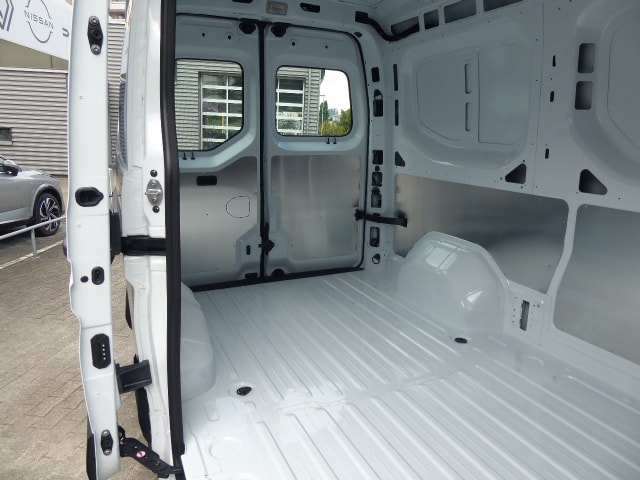 NISSAN Interstar dCi 150 3.5 L2H2 N-Connecta-image-13