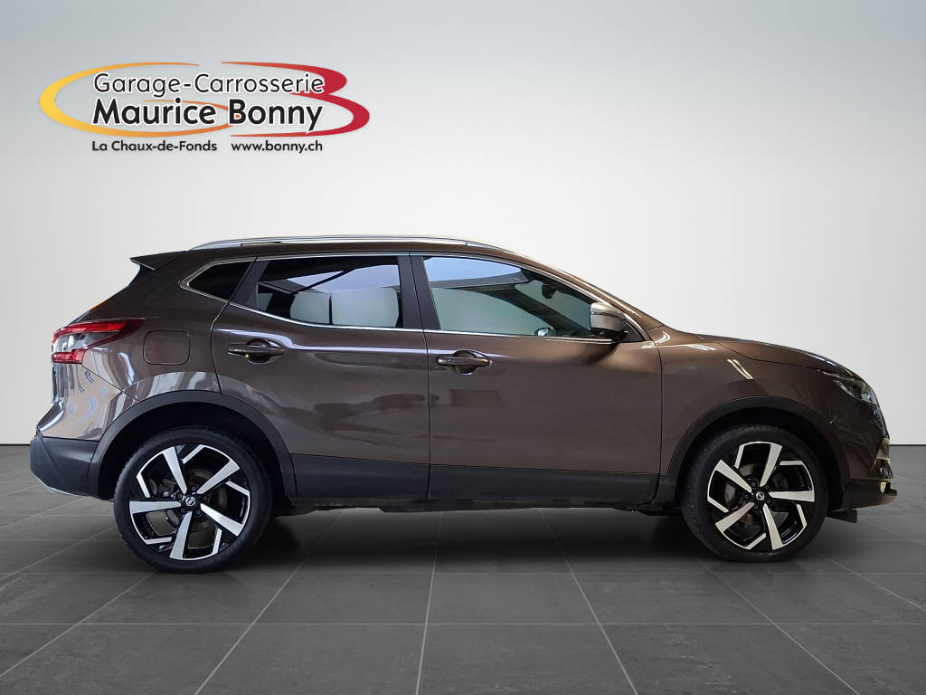 NISSAN Qashqai 1.6 dCi Tekna+ 4x4-image-3