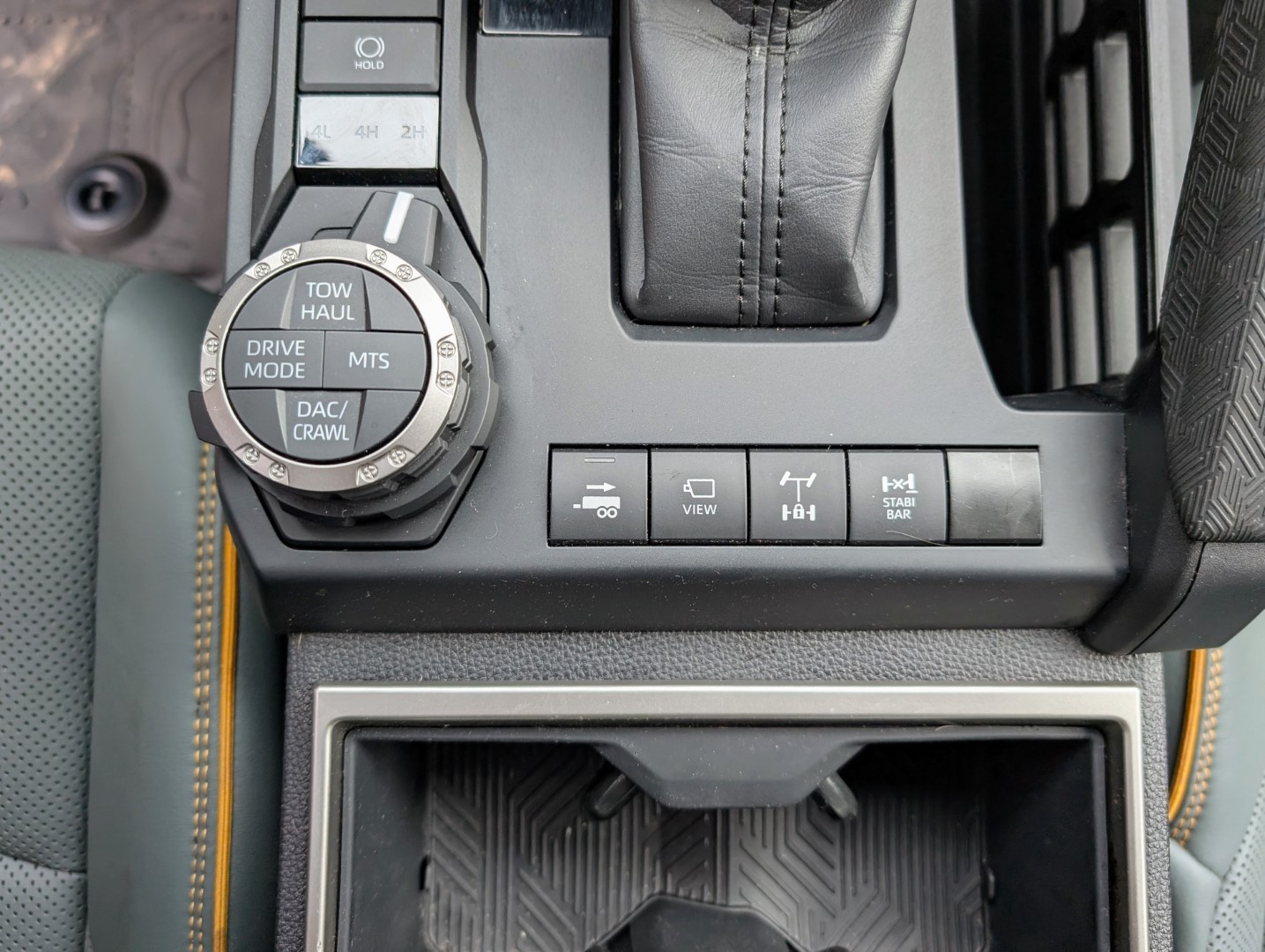 TOYOTA TACOMA TRAILHUNTER HYBRID-image-6