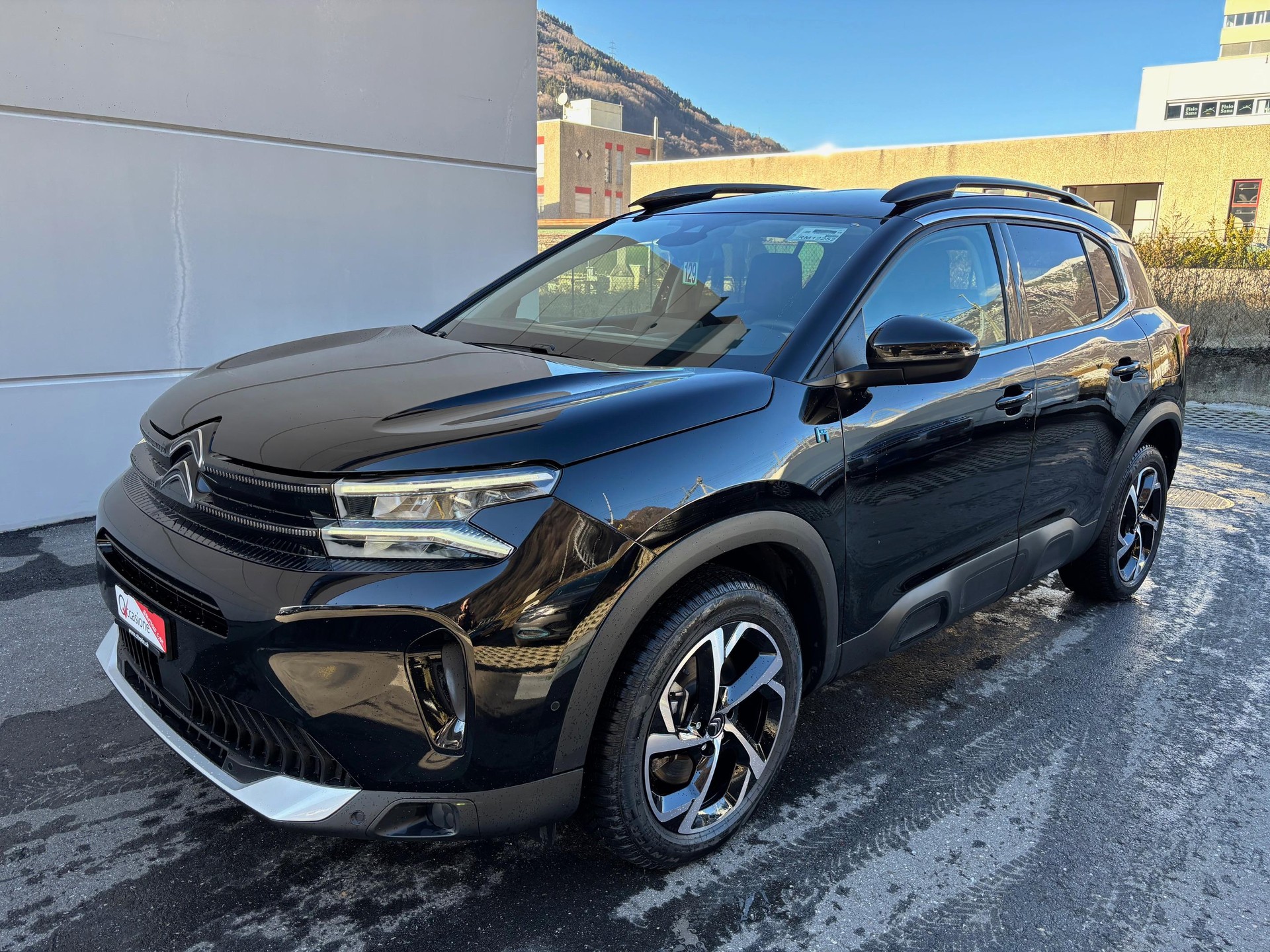 CITROEN C5 Aircross 1.6 Plug-in Hybrid Swiss Edition-image-2