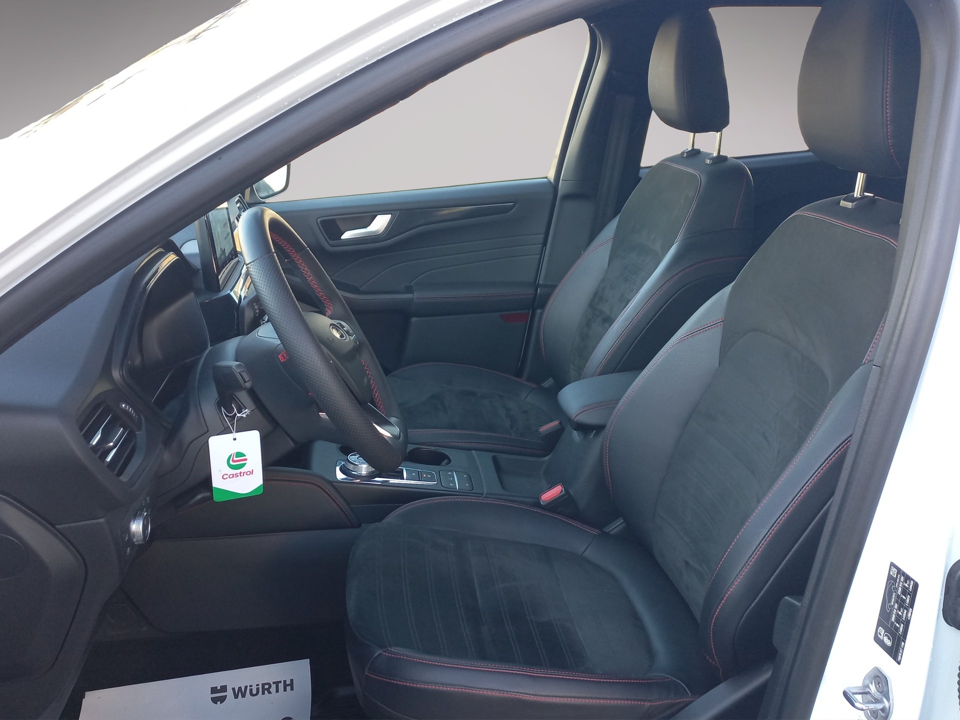 FORD Kuga 2.5 PHEV ST-Line X 2WD-image-6