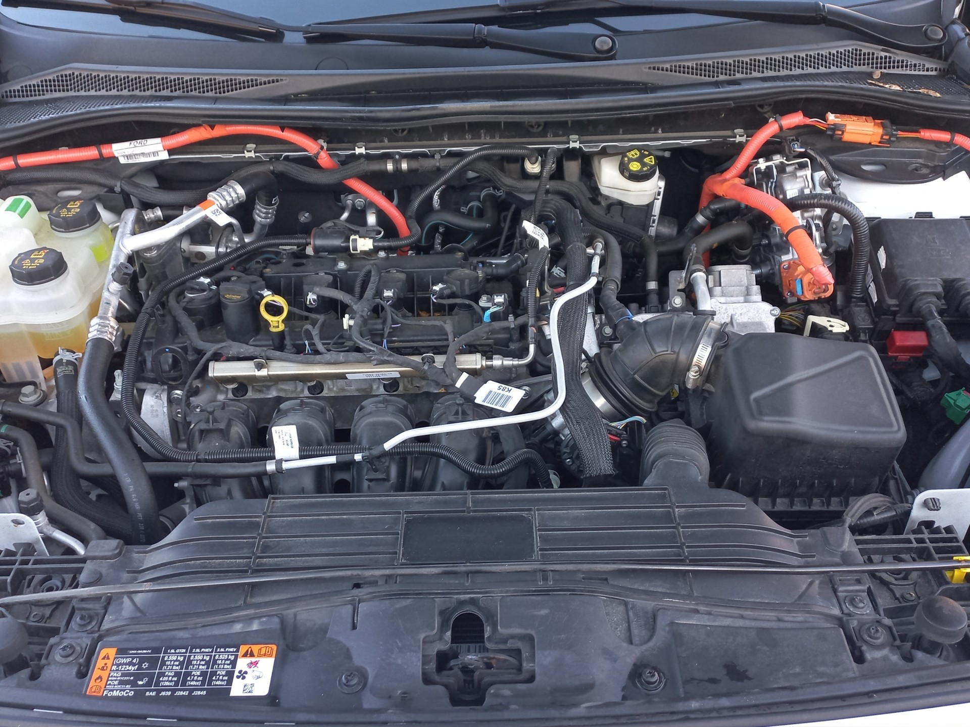 FORD Kuga 2.5 PHEV ST-Line X 2WD-image-13