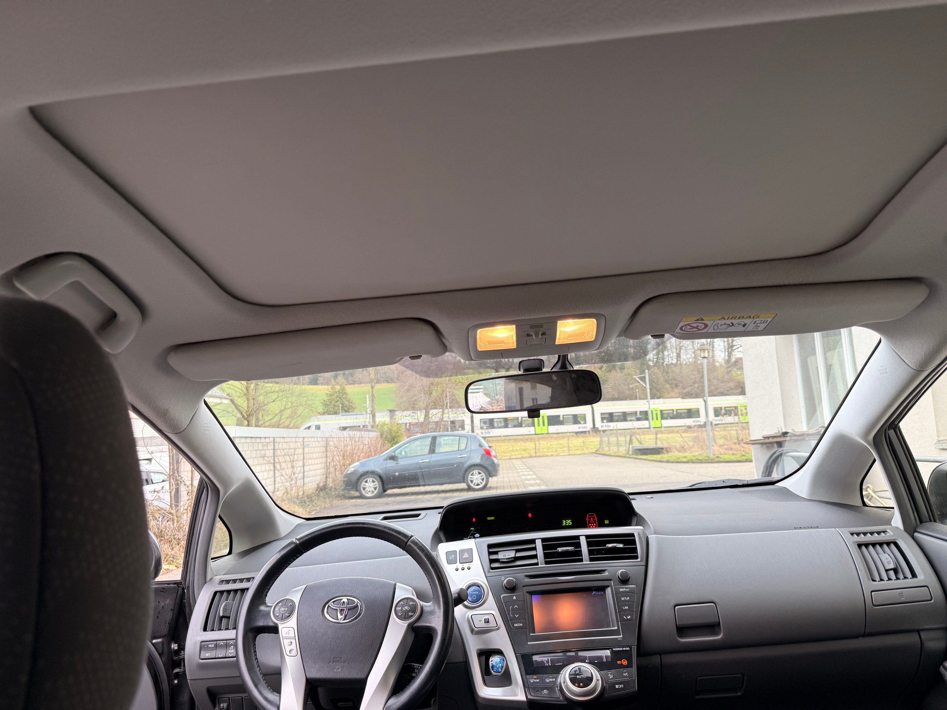TOYOTA Prius+ 1.8 VVT-i HSD Sol Premium-image-13