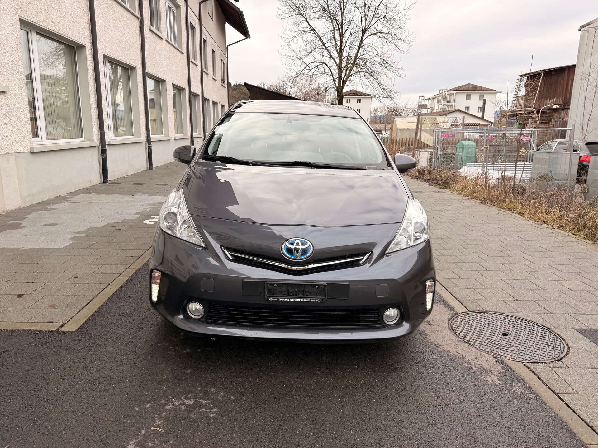 TOYOTA Prius+ 1.8 VVT-i HSD Sol Premium-image-1