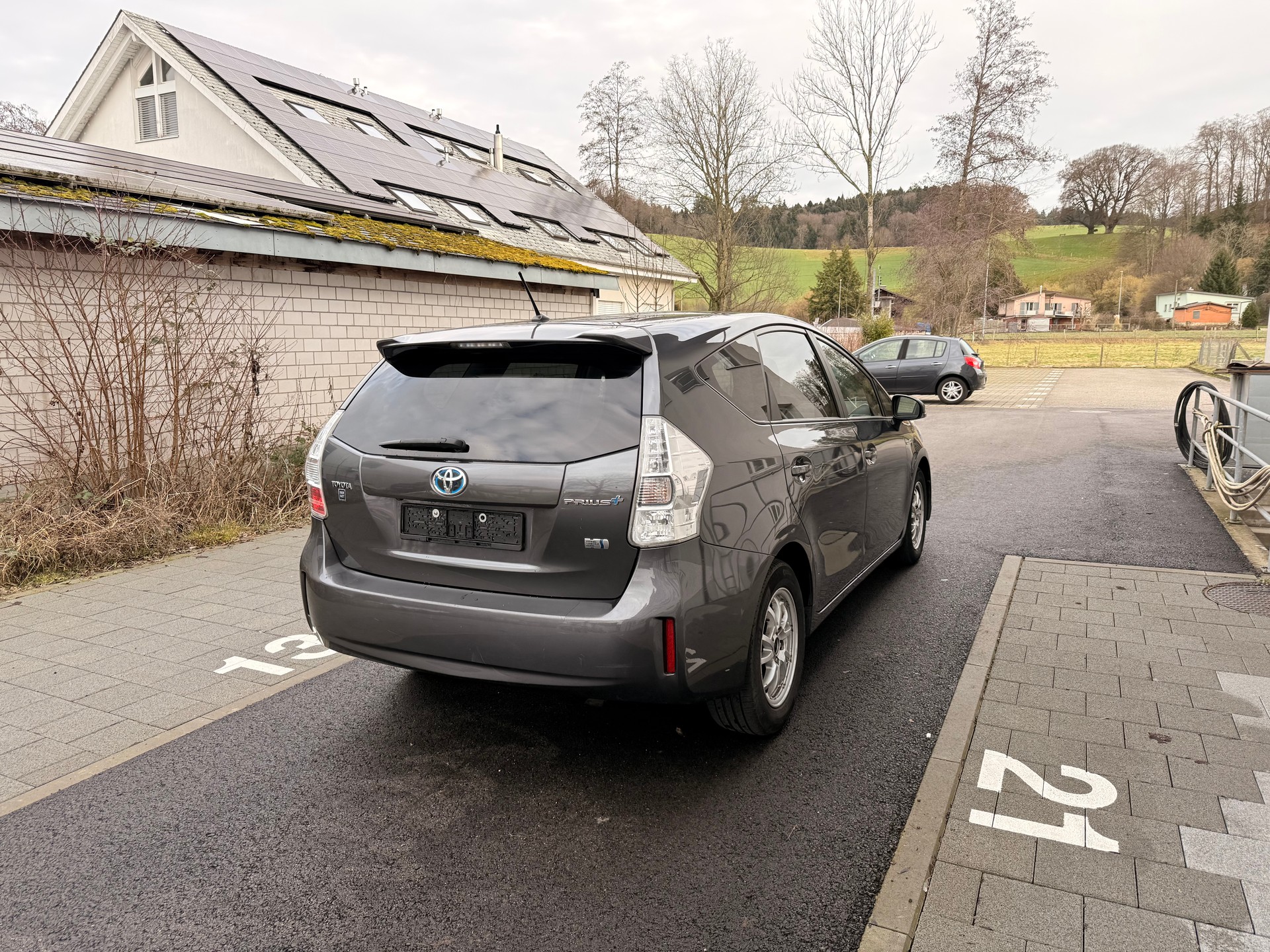 TOYOTA Prius+ 1.8 VVT-i HSD Sol Premium-image-5
