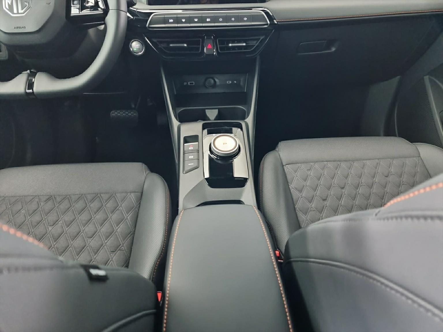 MG MG3 1.5 Hybrid Luxury Aut.-image-7