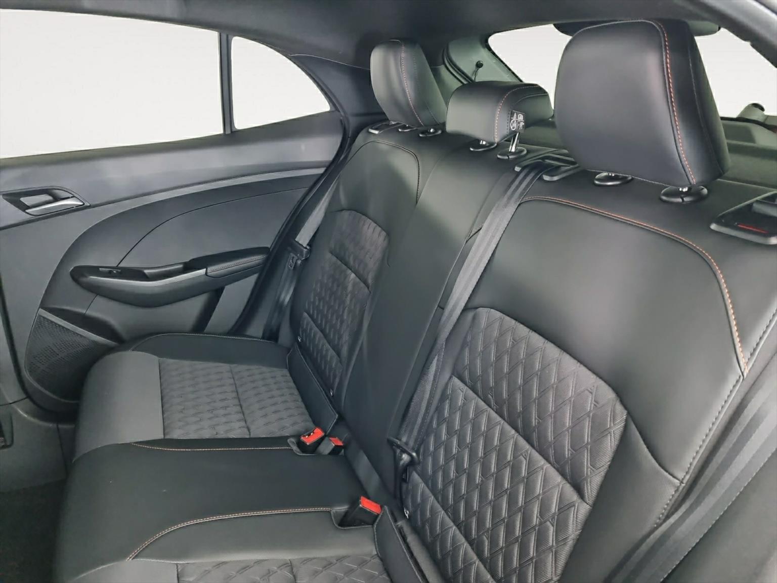 MG MG3 1.5 Hybrid Luxury Aut.-image-14