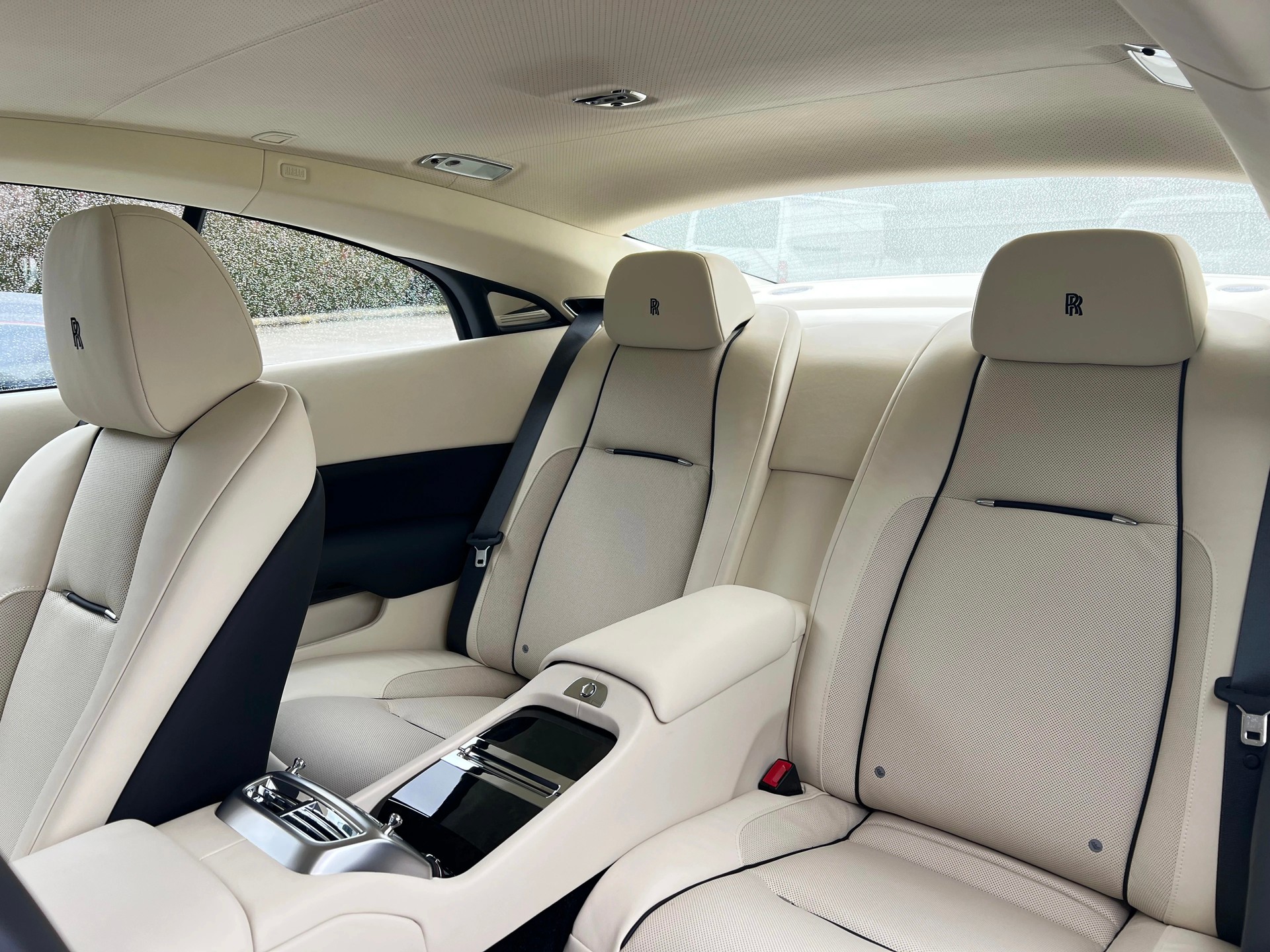 ROLLS-ROYCE Wraith 6.6 V12-image-7