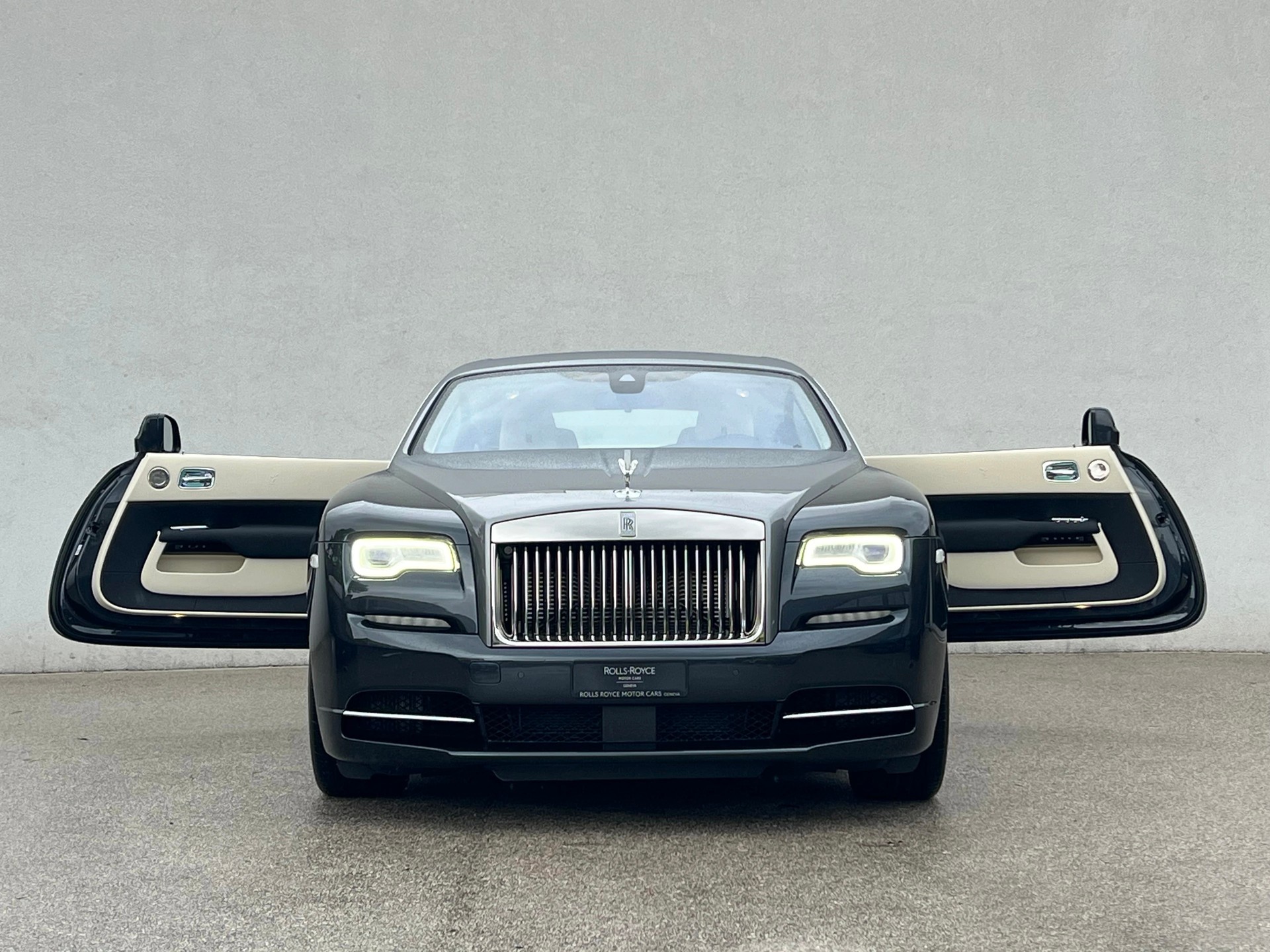 ROLLS-ROYCE Wraith 6.6 V12-image-4
