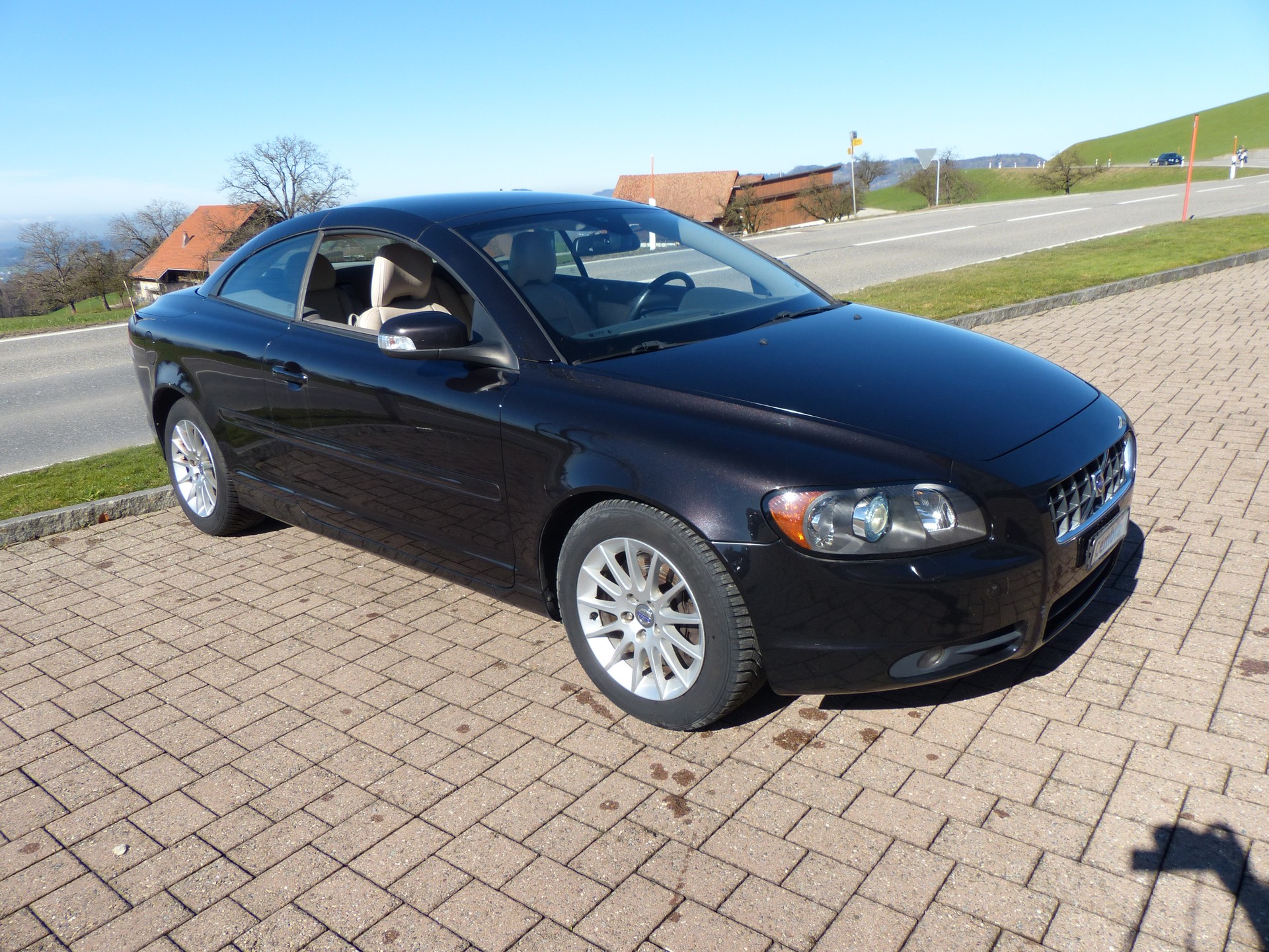 VOLVO C70 2.4i Momentum-image-12