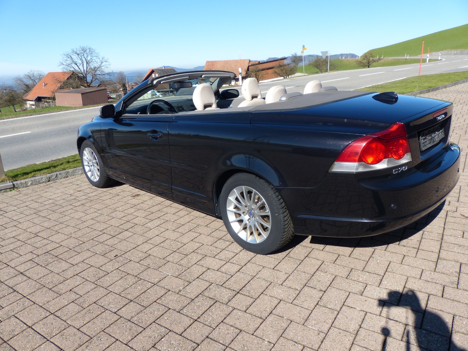 VOLVO C70 2.4i Momentum-image-5