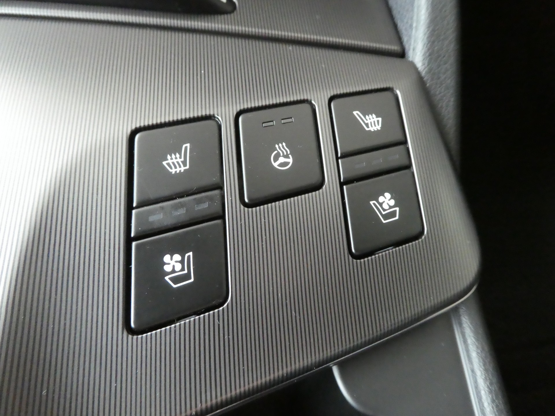 KIA Sportage 1.6T-GDi GT-Line 4x4 7DCT-image-12