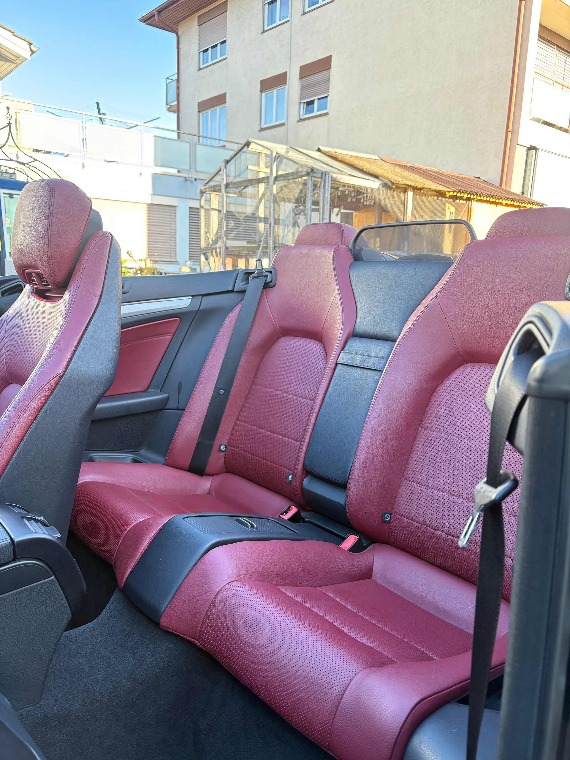 MERCEDES-BENZ E 250 7G-Tronic AMG-Line-image-6