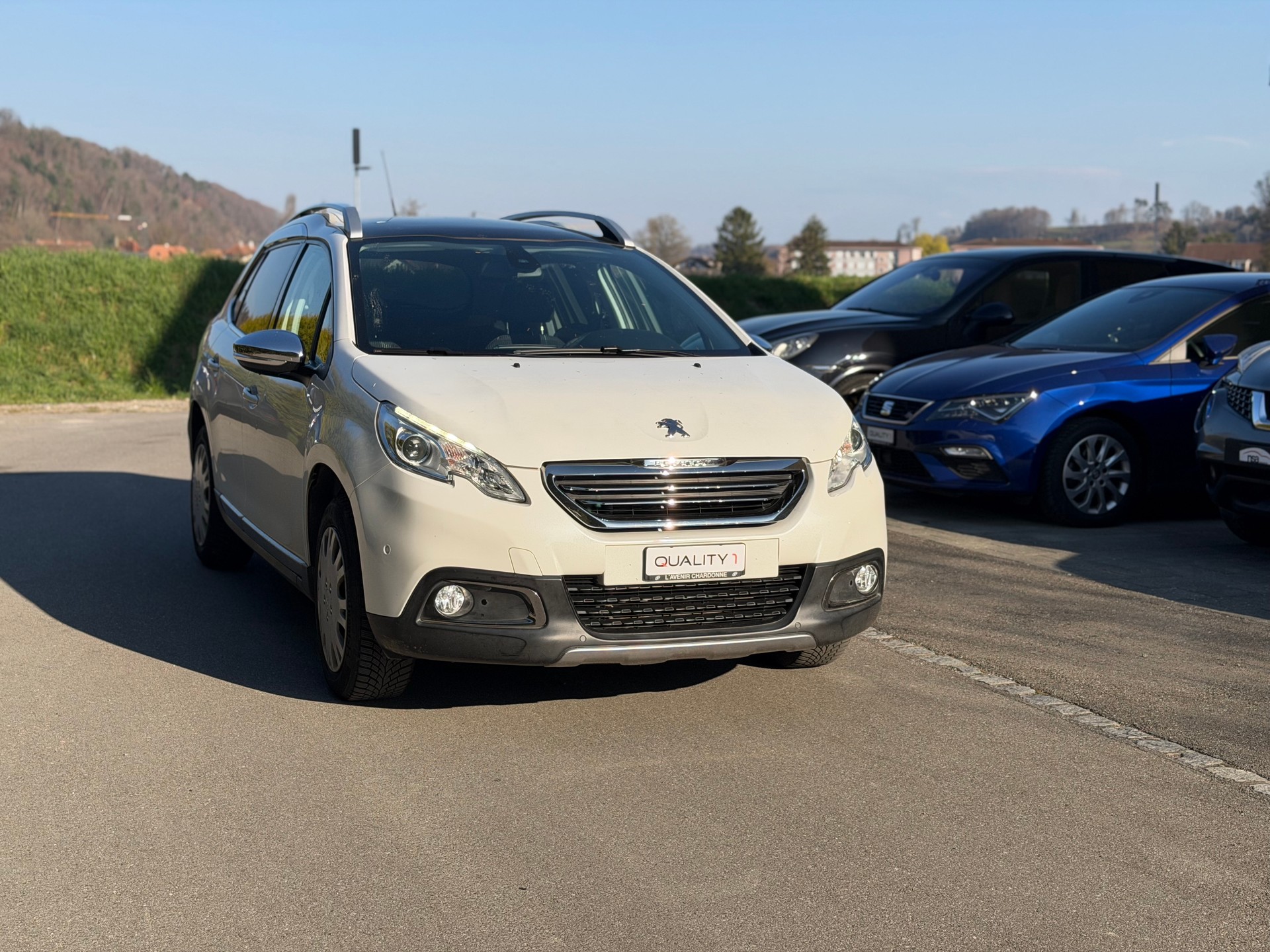 PEUGEOT 2008 1.2 PureTech Féline-showroom-element-2