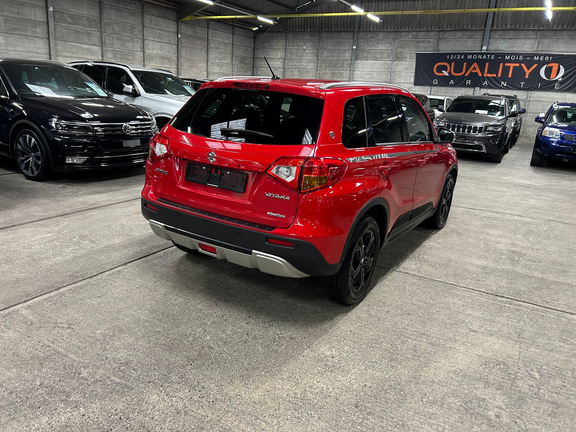 SUZUKI Vitara 1.4 Boosterjet Sergio Cellano Top-showroom-element-3