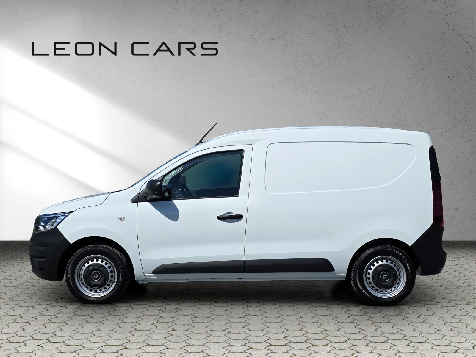 RENAULT Express 1.3TCe 100 PF Blue Extra mit AHK-image-4